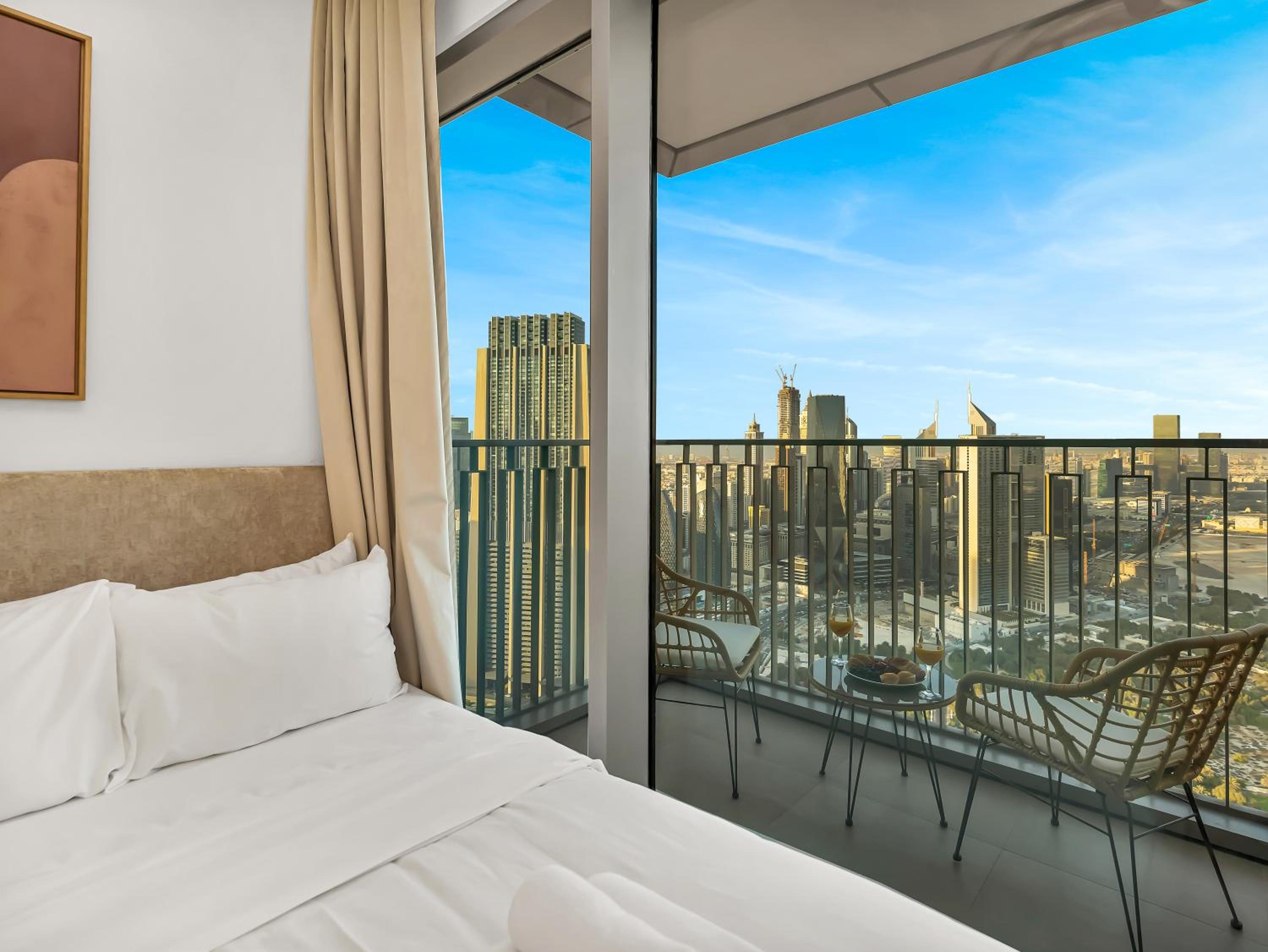 Royal Vista - Luxury 2BR Apartment at Downtown Views II - Downtown