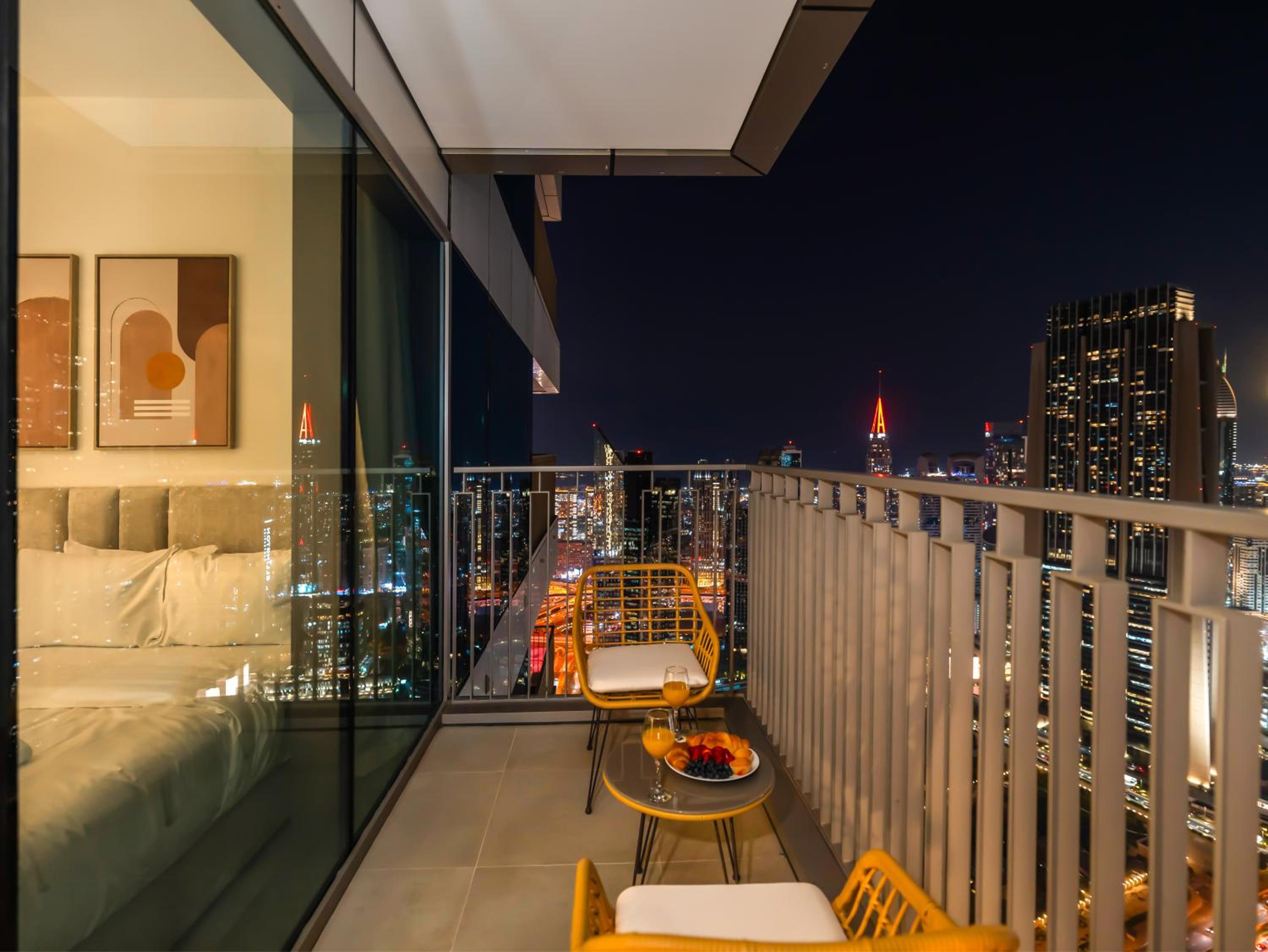 Royal Vista - Luxury 2BR Apartment at Downtown Views II - Downtown