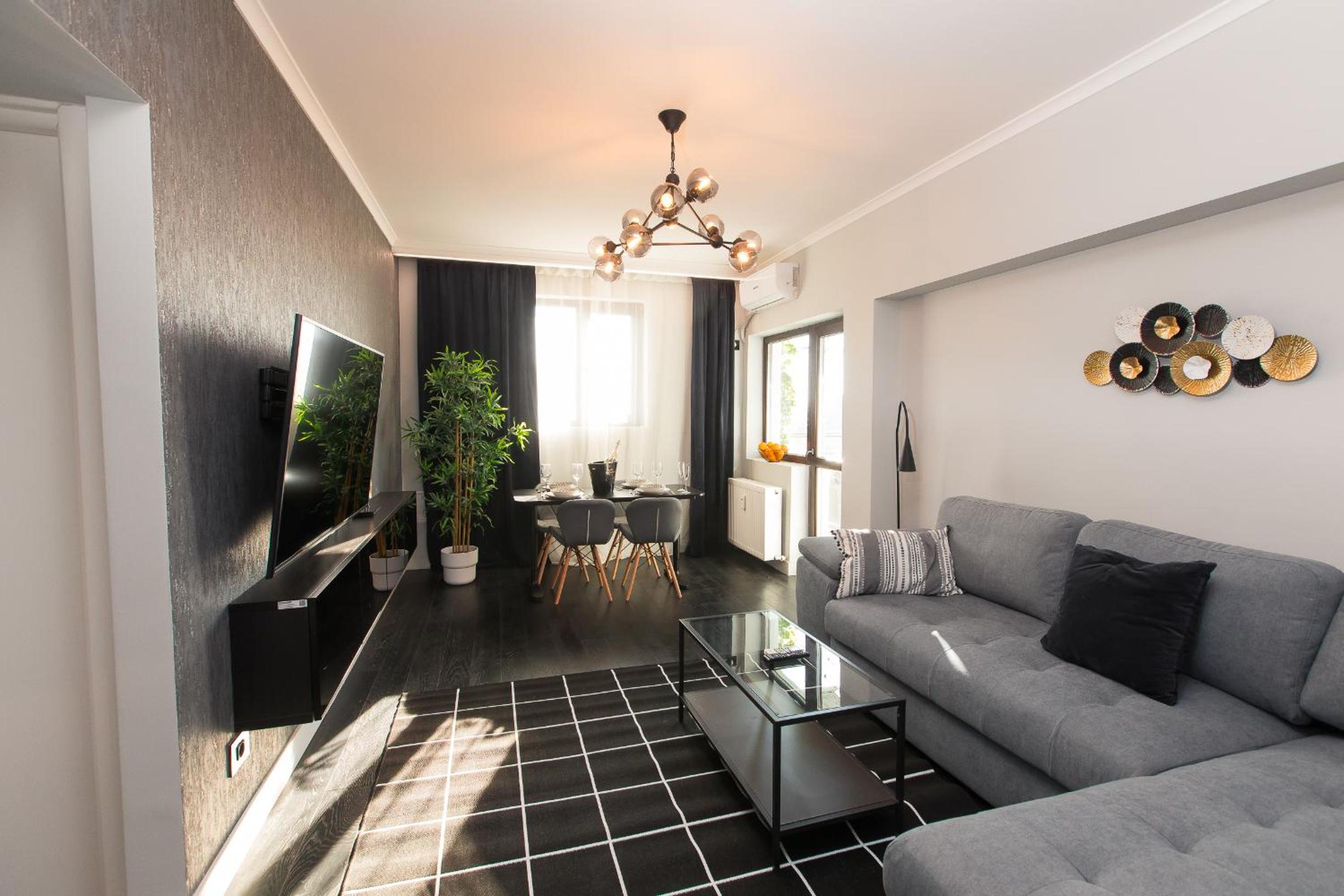 Luxurious Urban Retreat with Unmatched Comfort