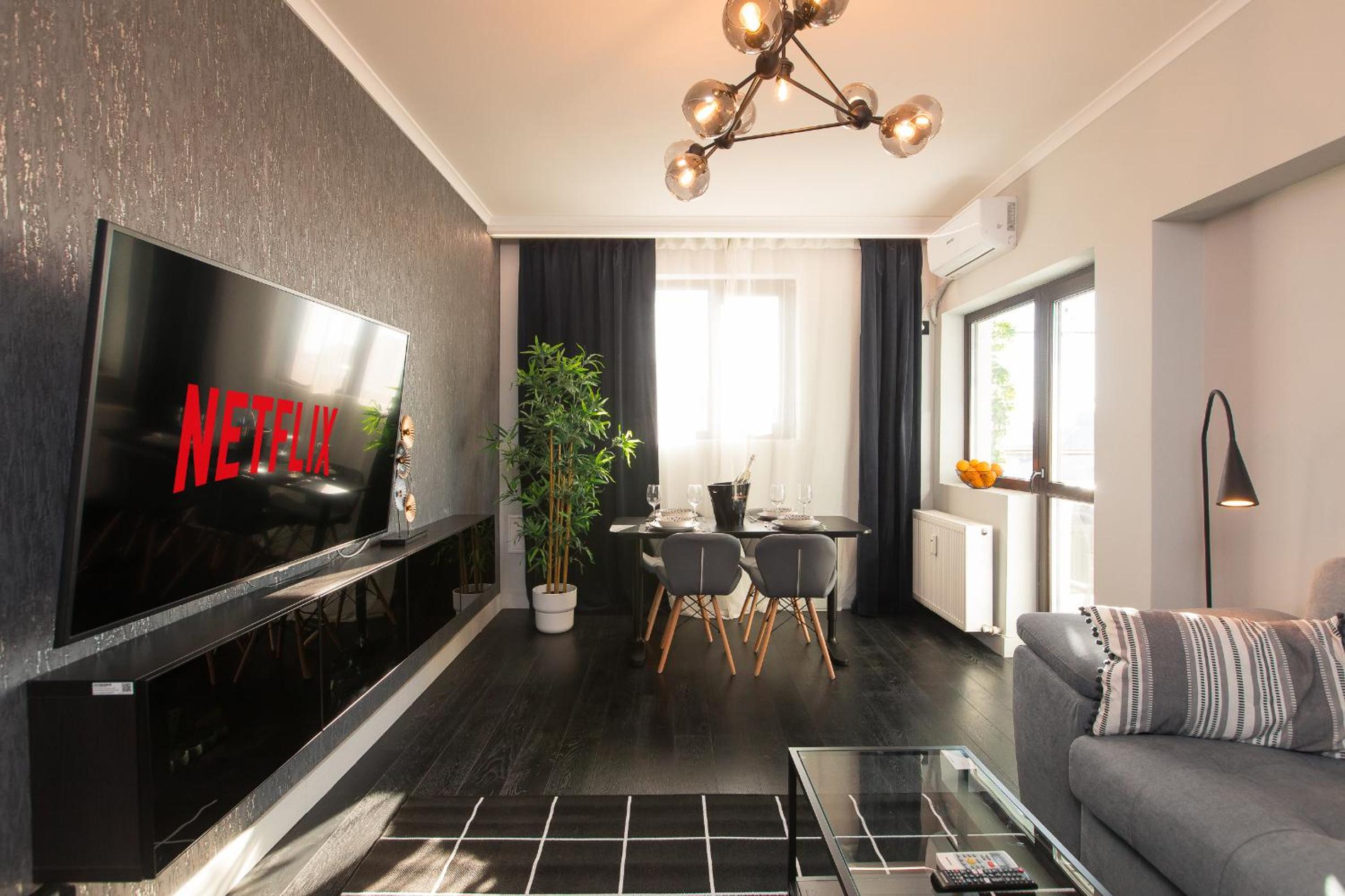 Luxurious Urban Retreat with Unmatched Comfort