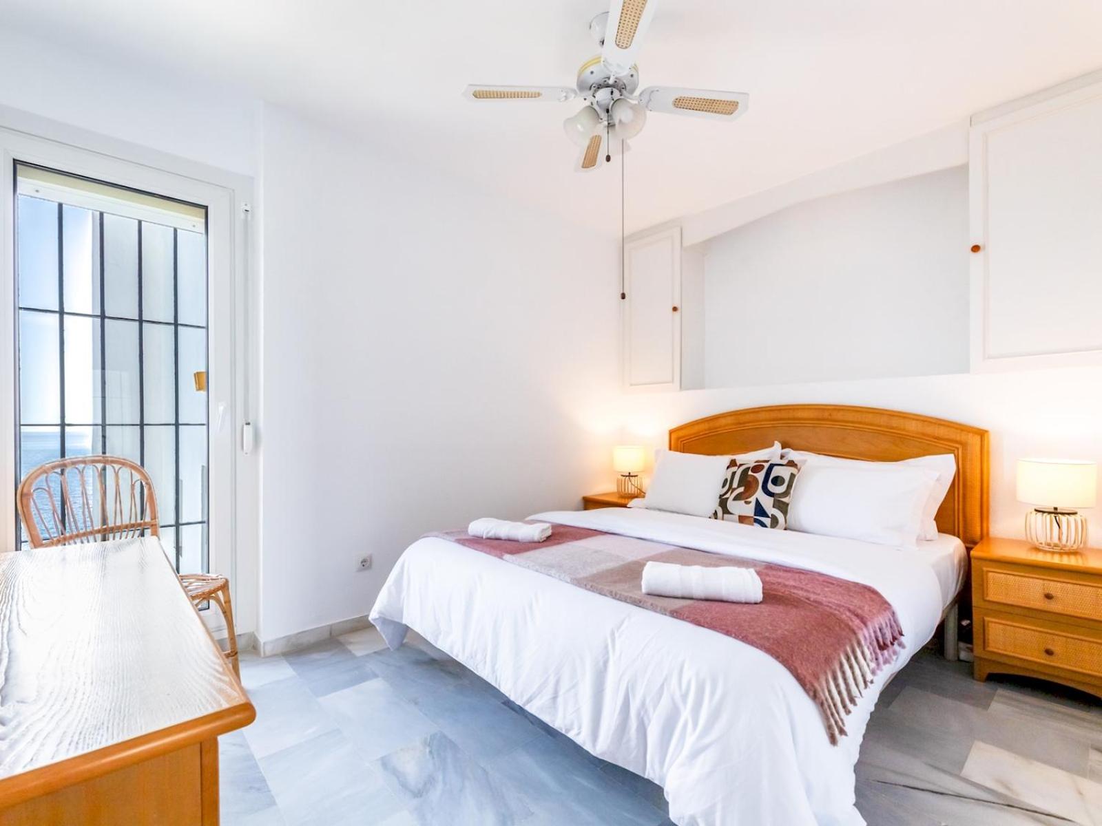 Pass the Keys Sunny Ocean Front Apartment