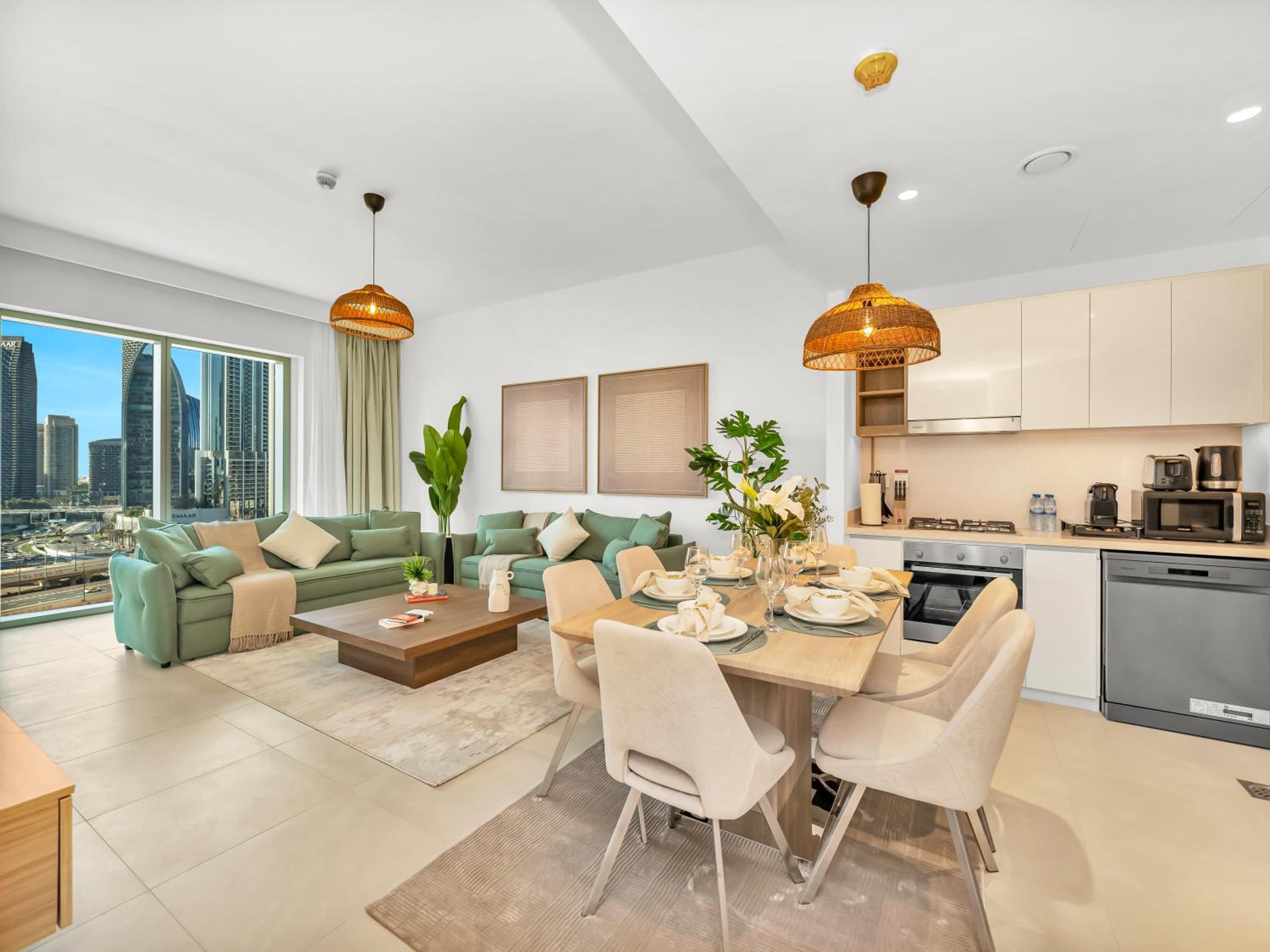 Royal Vista - Luxury 2BR Apartment at Downtown Views II - Downtown