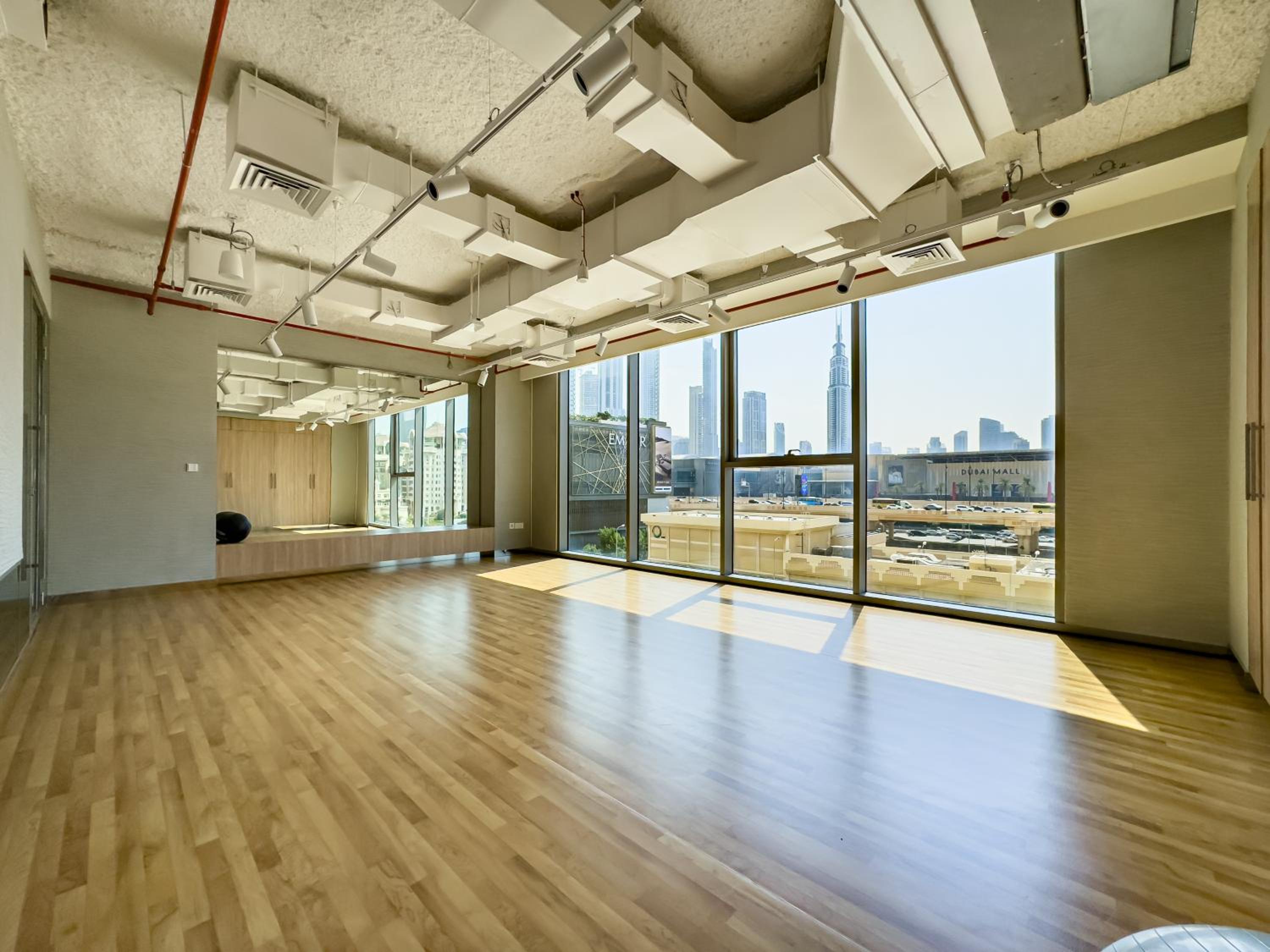 Royal Vista - Luxury 2BR Apartment at Downtown Views II - Downtown