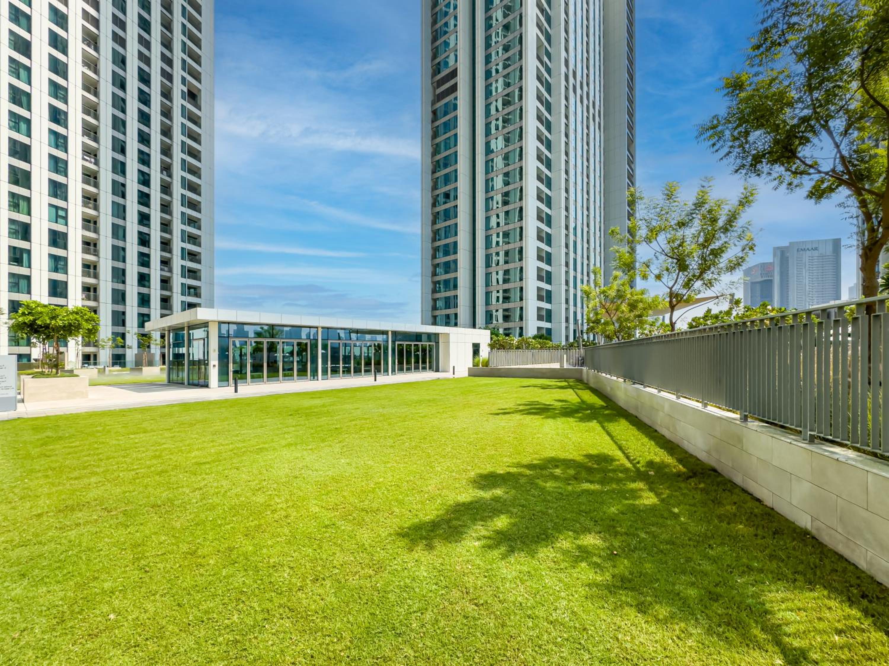 Royal Vista - Luxury 2BR Apartment at Downtown Views II - Downtown