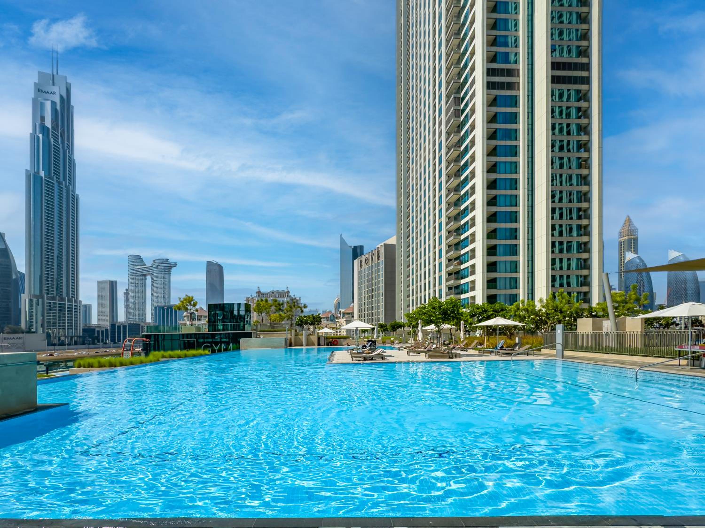 Royal Vista - Luxury 2BR Apartment at Downtown Views II - Downtown