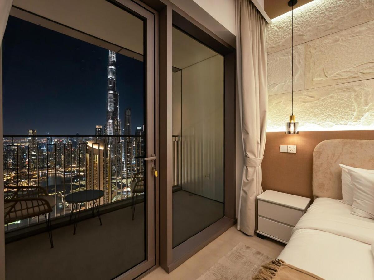 Royal Vista - Luxury 4BR Apartment at Downtown Views II - Downtown
