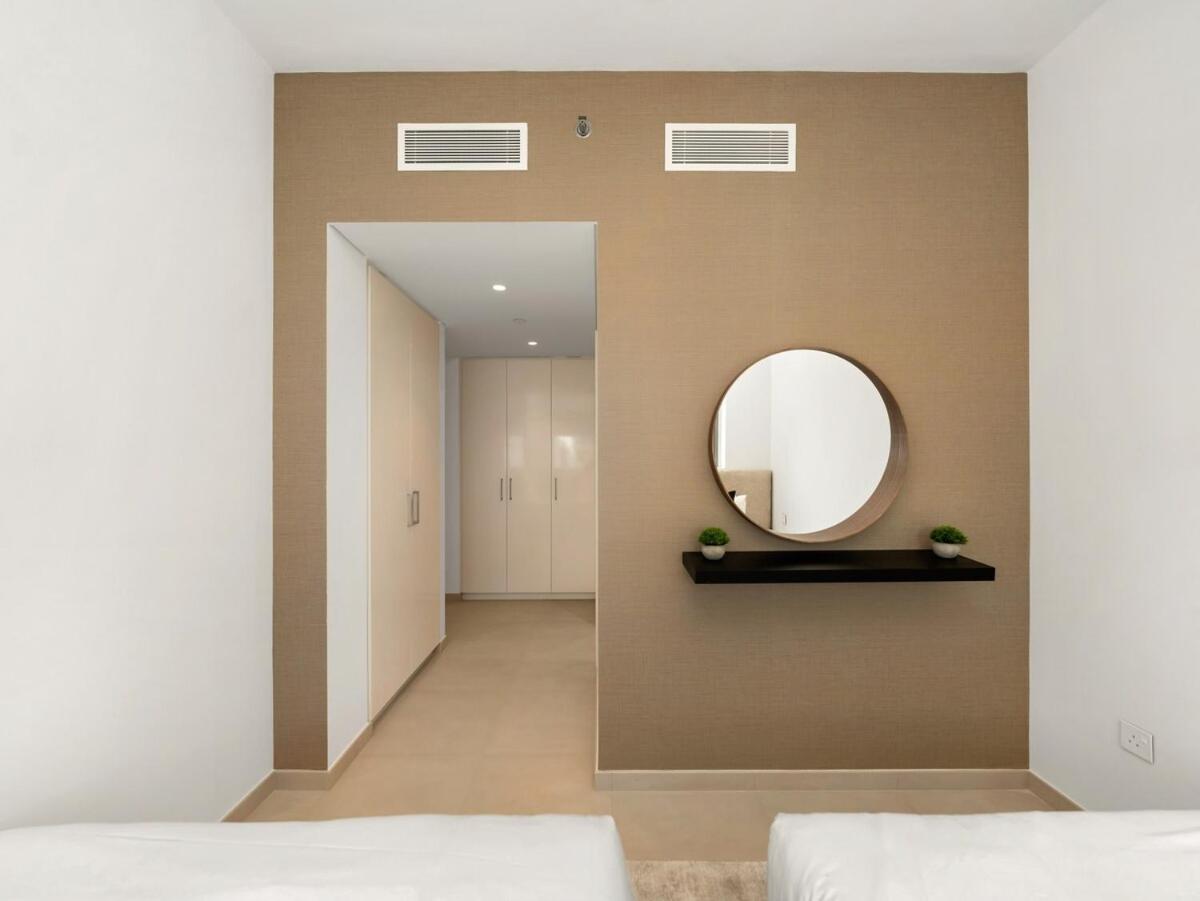 Royal Vista - Luxury 4BR Apartment at Downtown Views II - Downtown