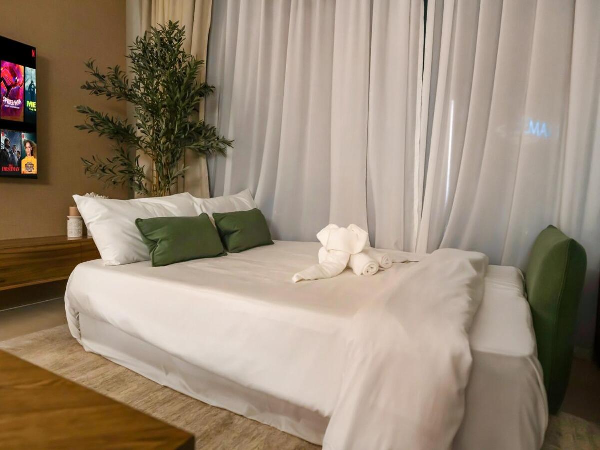 Royal Vista - Luxury 4BR Apartment at Downtown Views II - Downtown