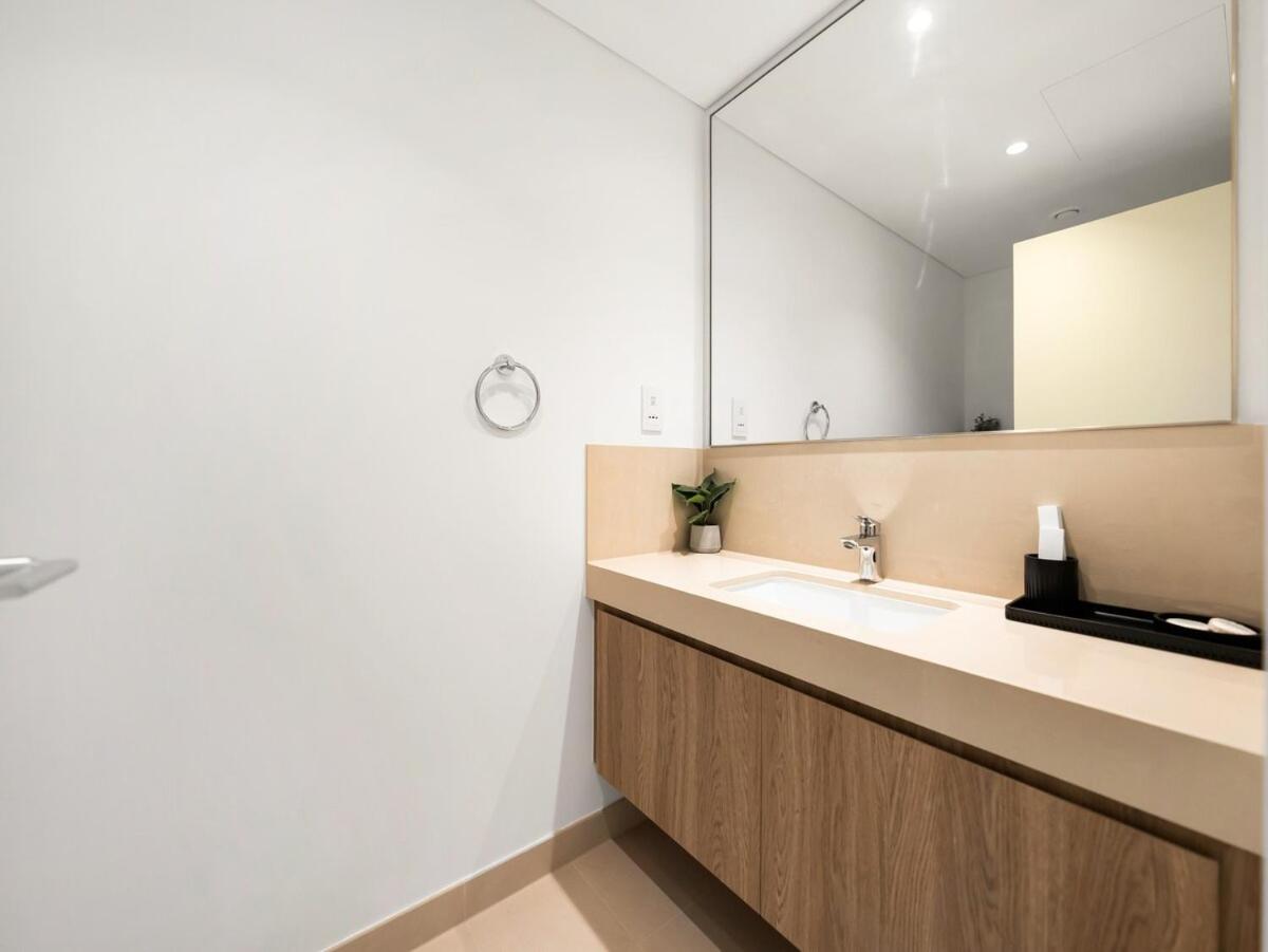 Royal Vista - Luxury 4BR Apartment at Downtown Views II - Downtown