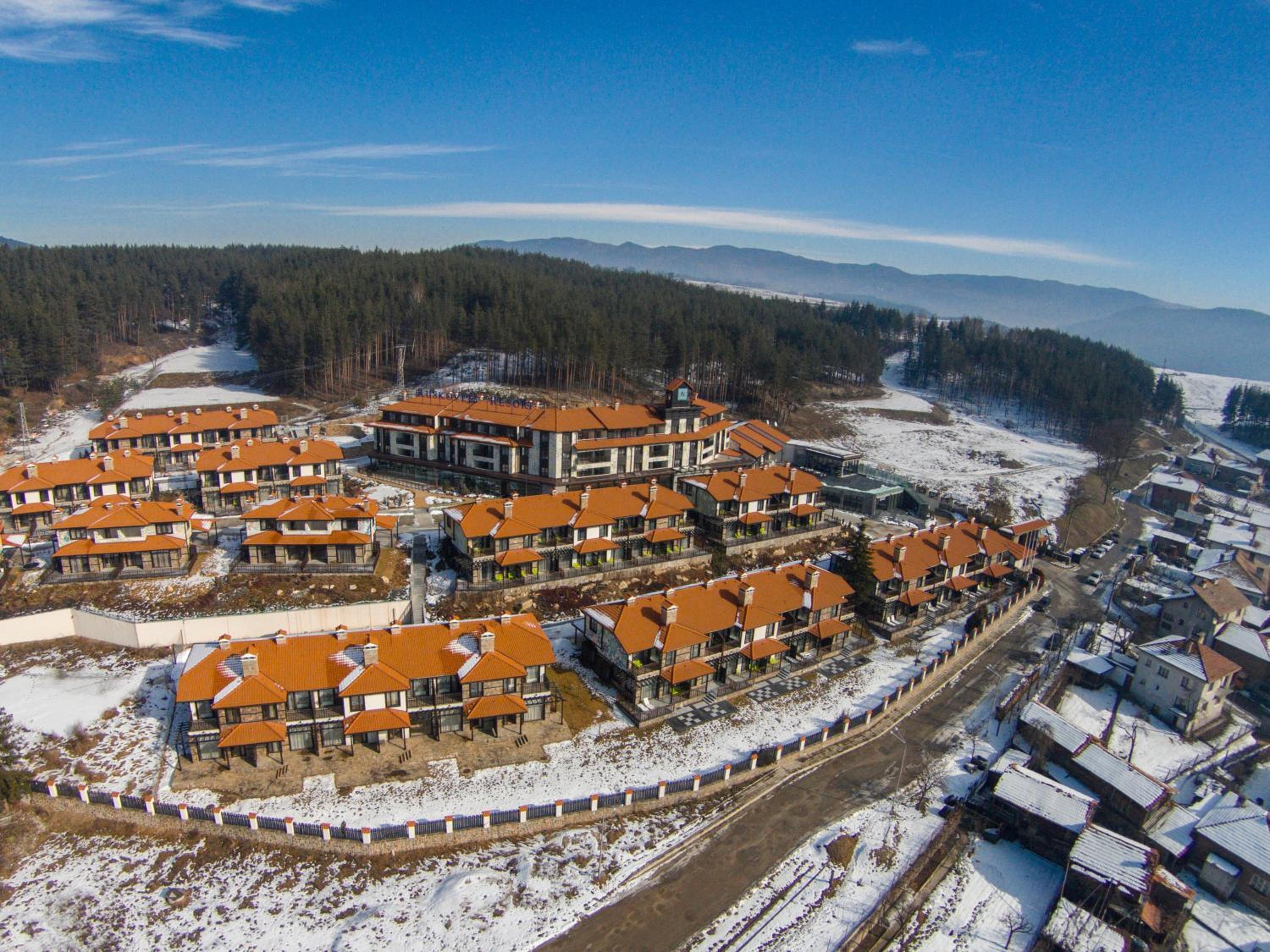 Къщи за гости КООП Добринище - Holiday Villages COOP Dobrinishte