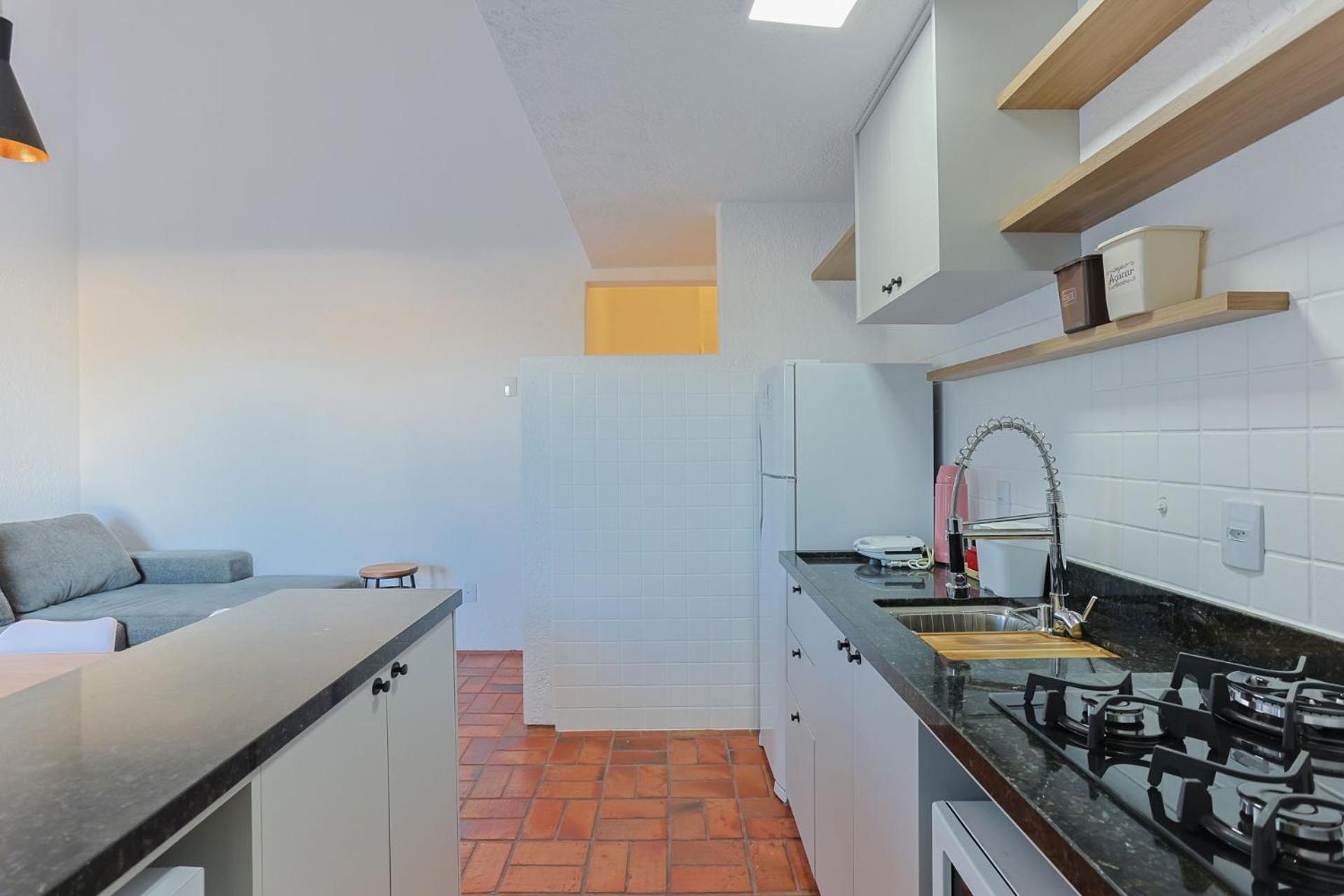 Triplex com Piscina a 450m da Praia DZ0633