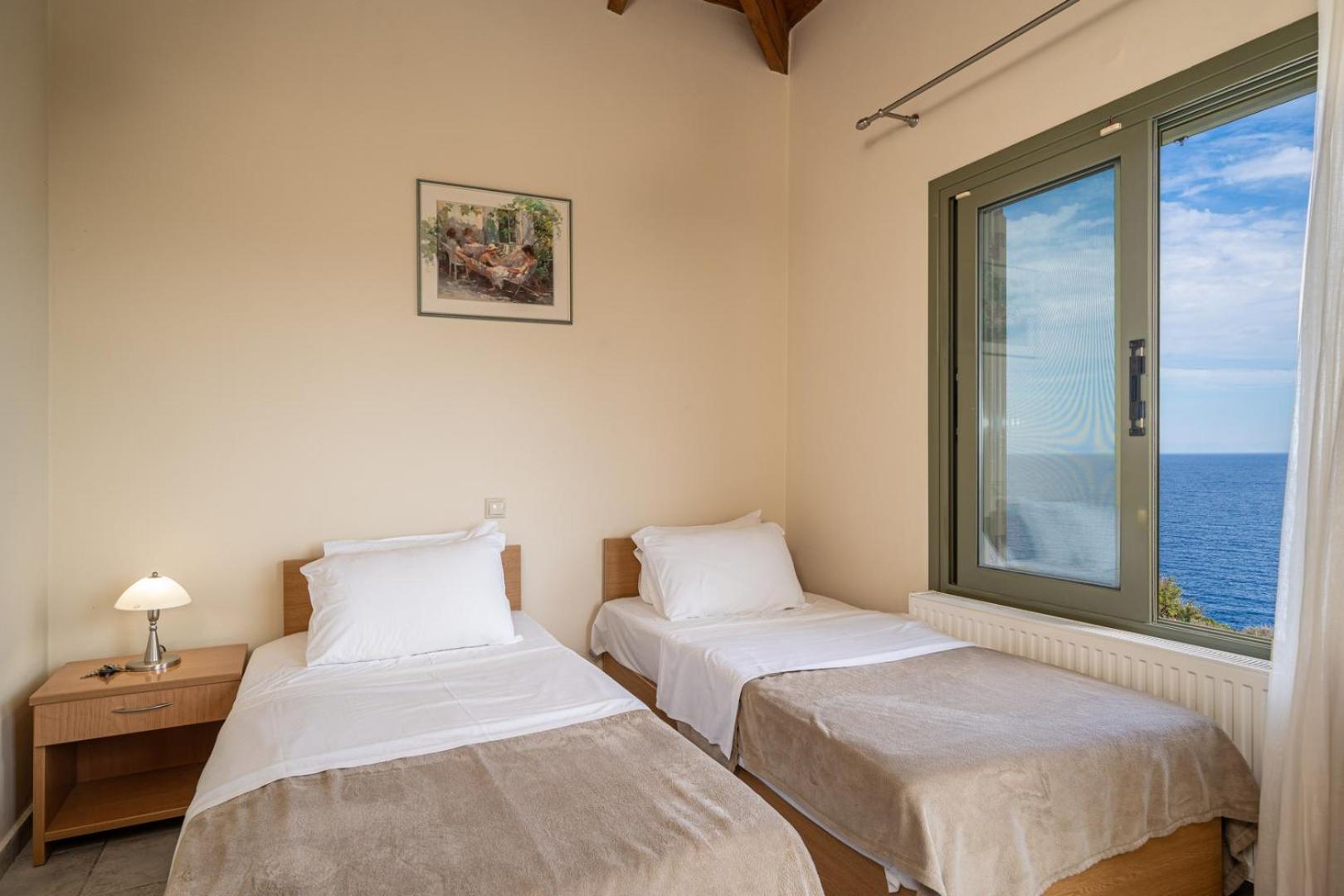 Villa Dinos with swimming pool
