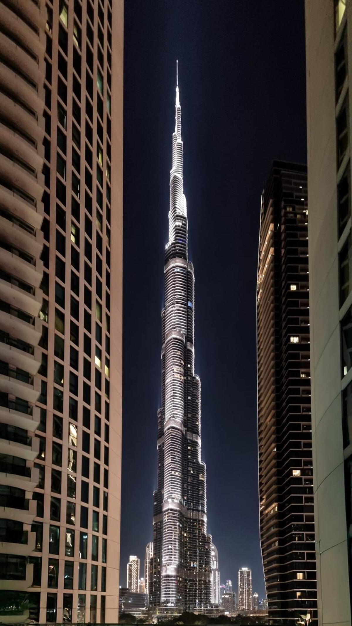 Royal Vista - Luxury 2BR Apartment with Burj Khalifa View at Burj Vista - Downtown