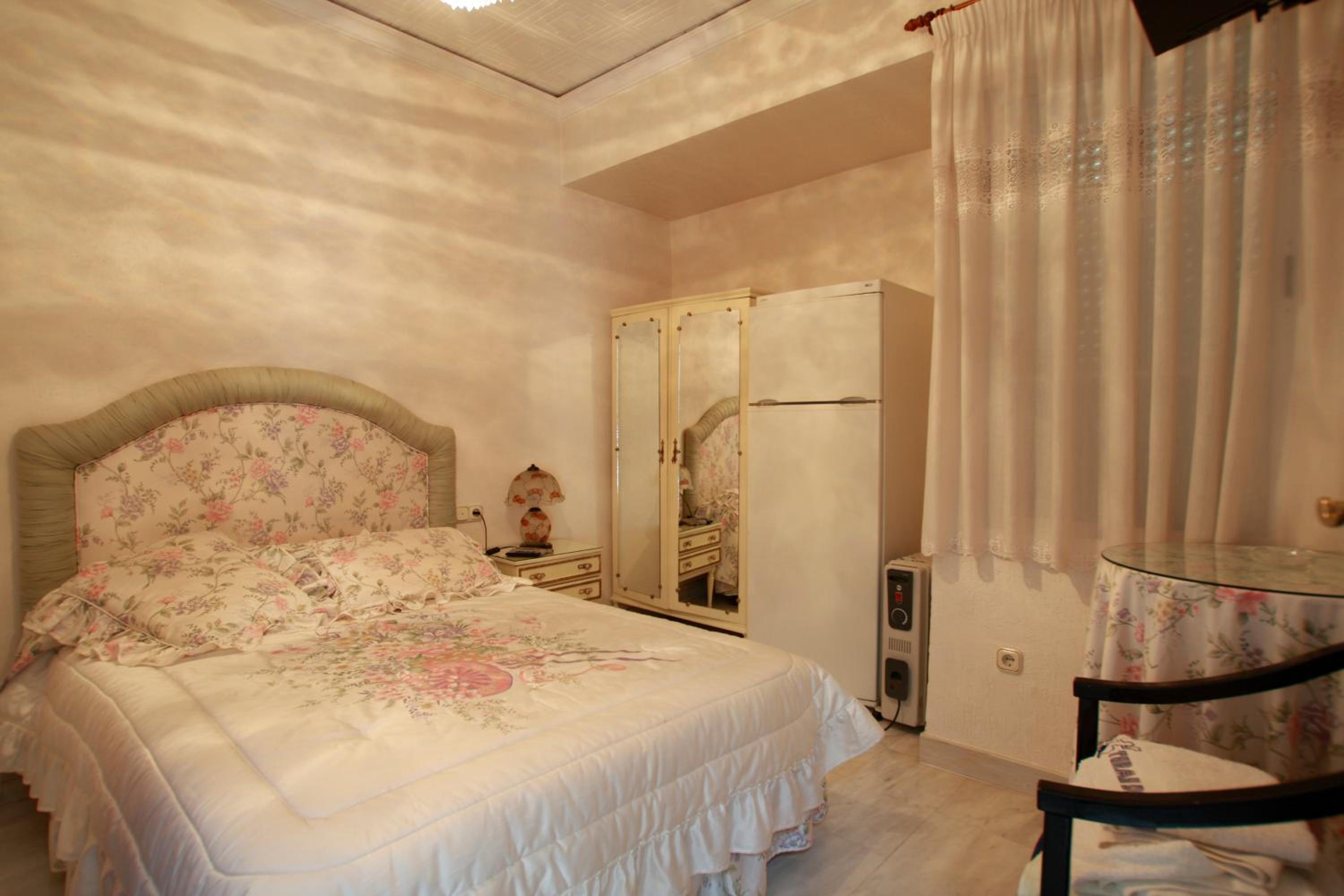 Hostal Jiménez view 5