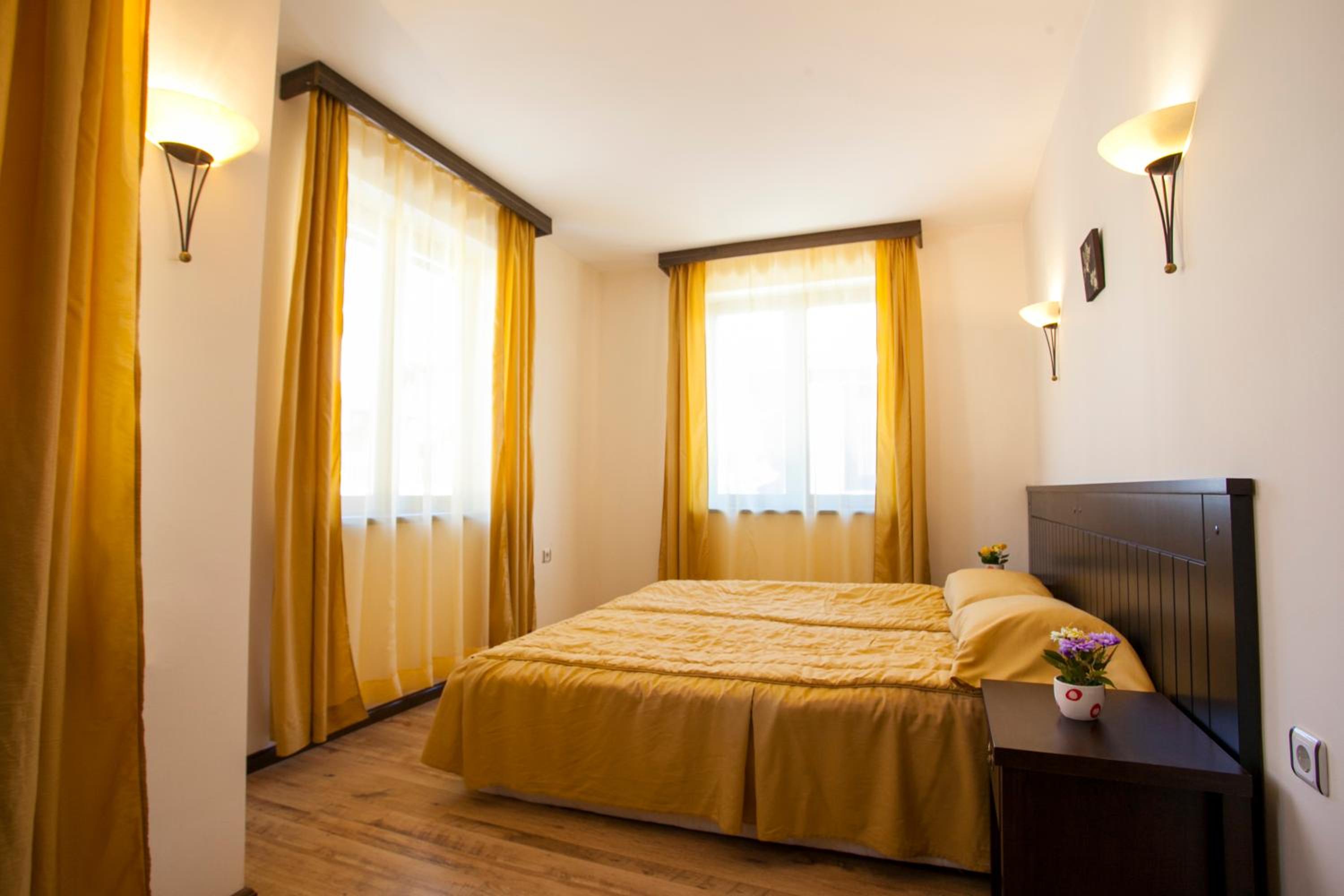 Къщи за гости КООП Добринище - Holiday Villages COOP Dobrinishte