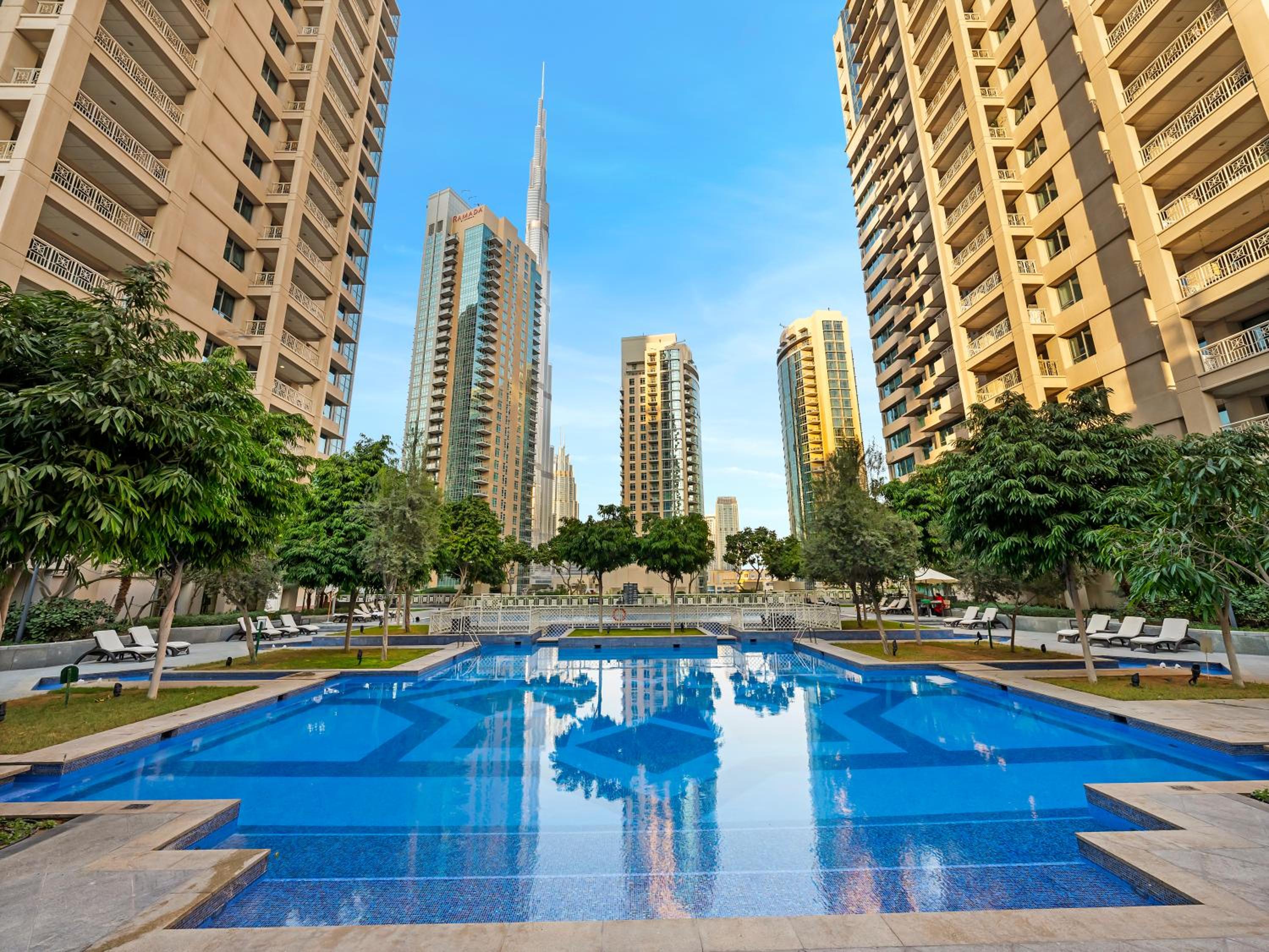 Royal Vista - Luxury 3BR Apartment at 29 Boulevard Tower - Downtown