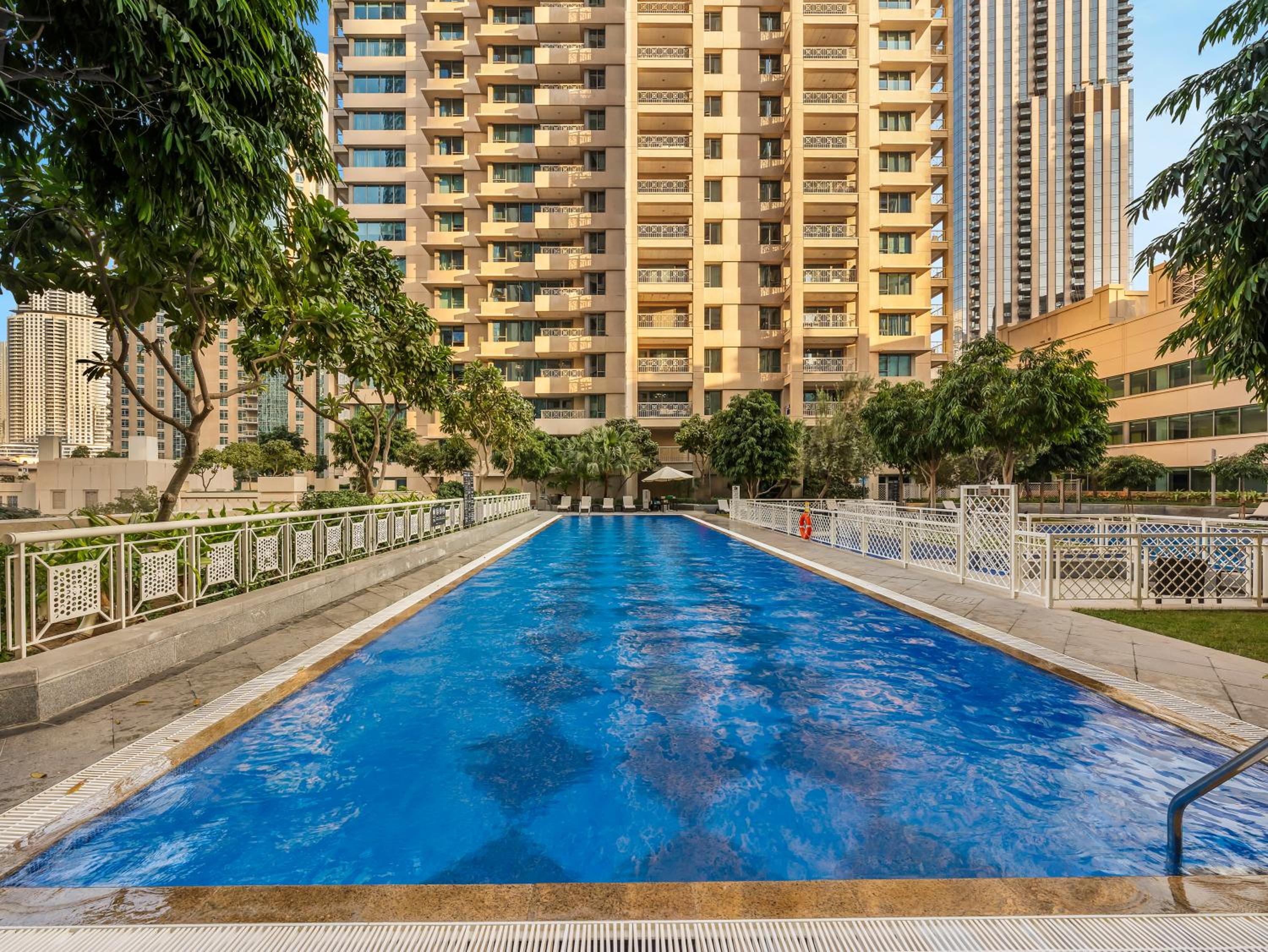 Royal Vista - Luxury 3BR Apartment at 29 Boulevard Tower - Downtown
