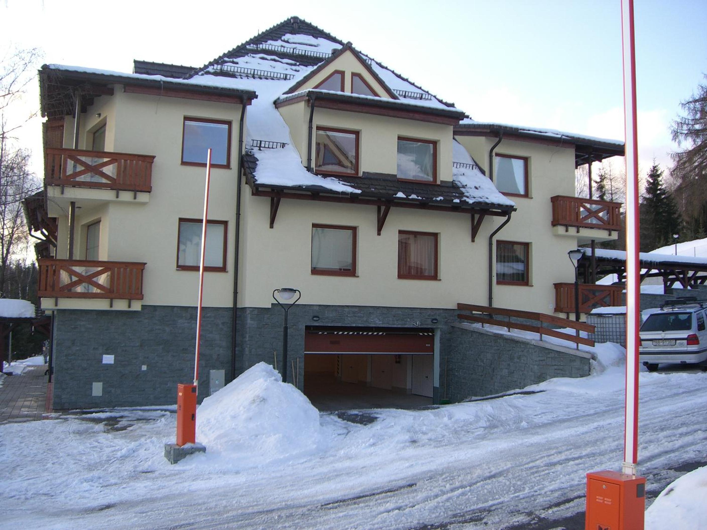 Photo 11