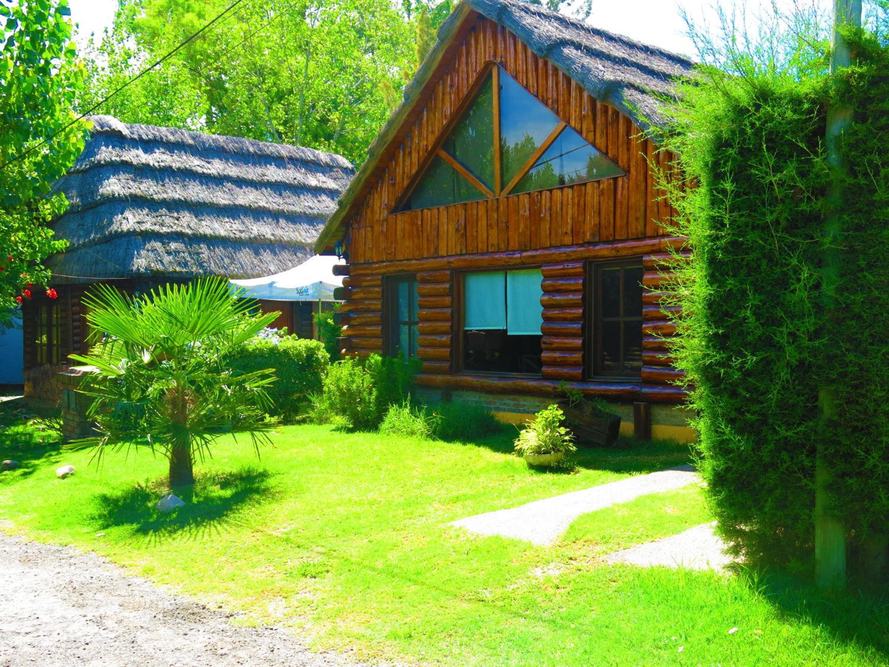 Los Plátanos cabañas & suites