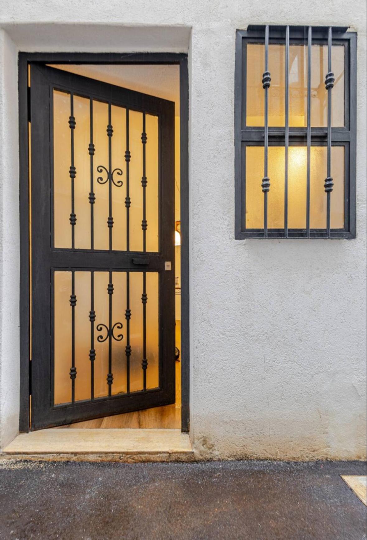 Sicily Bed' House