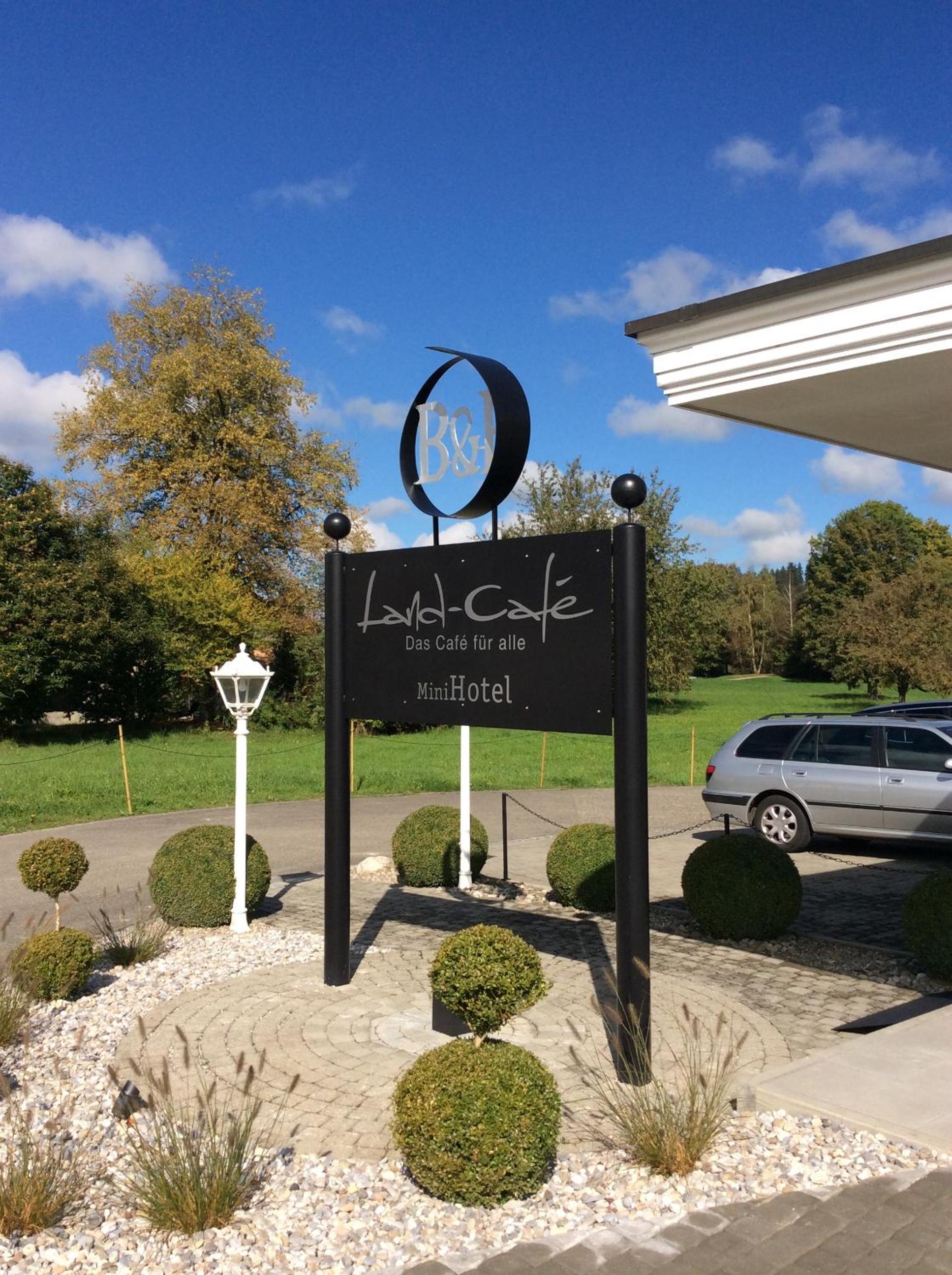Aebis Landhotel