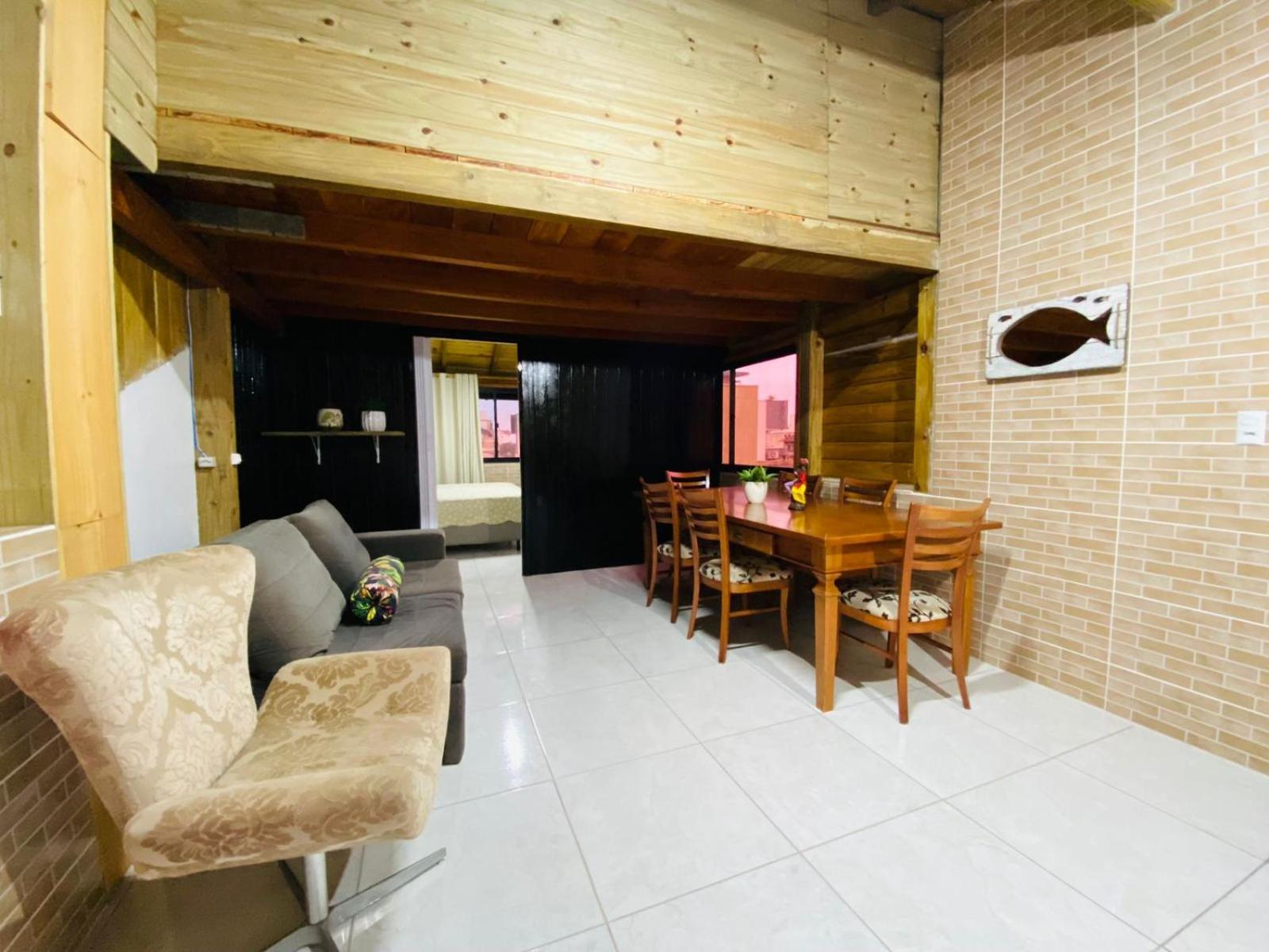 Apartamento com vista panorâmica em Bombas