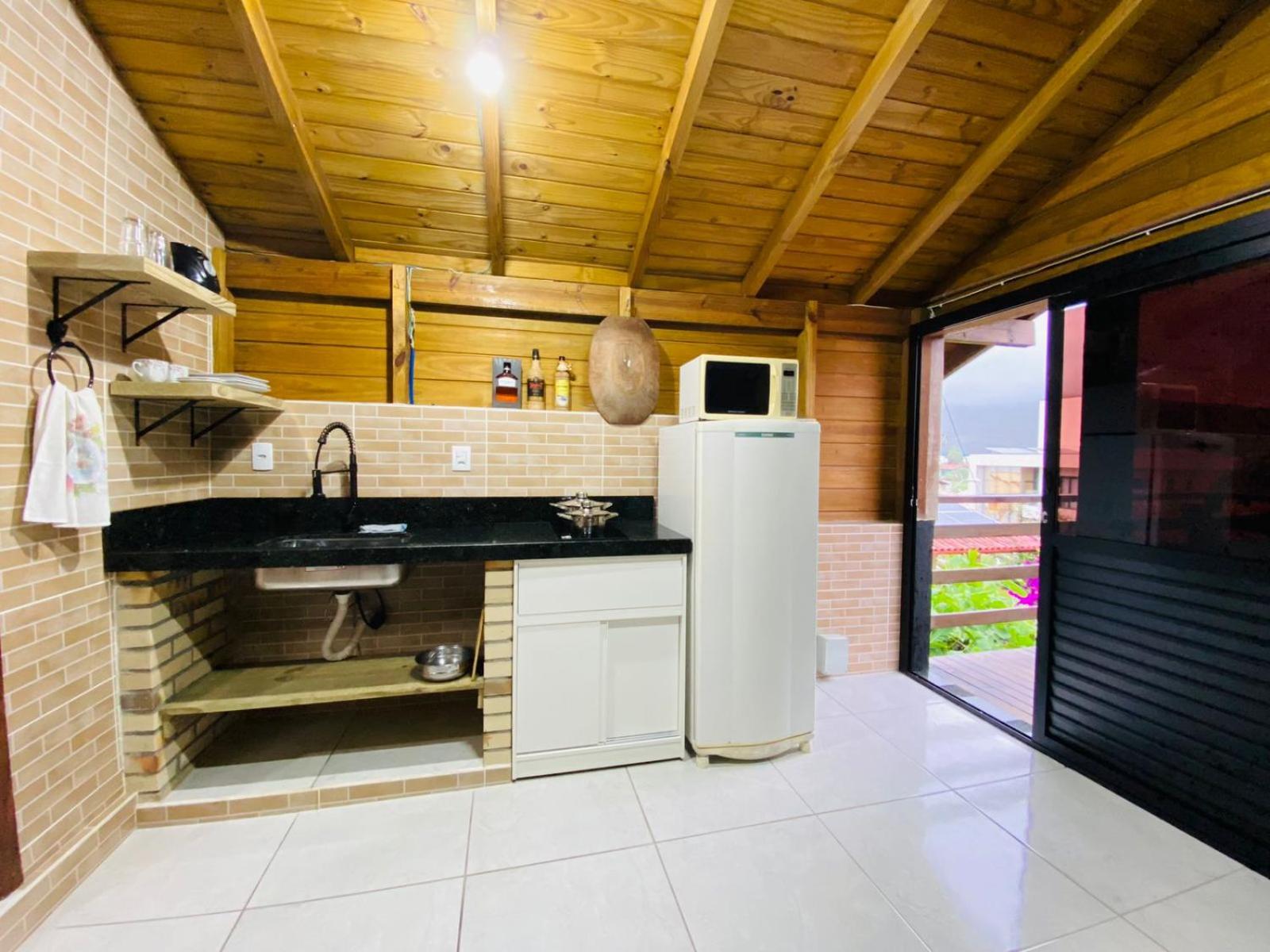 Apartamento com vista panorâmica em Bombas