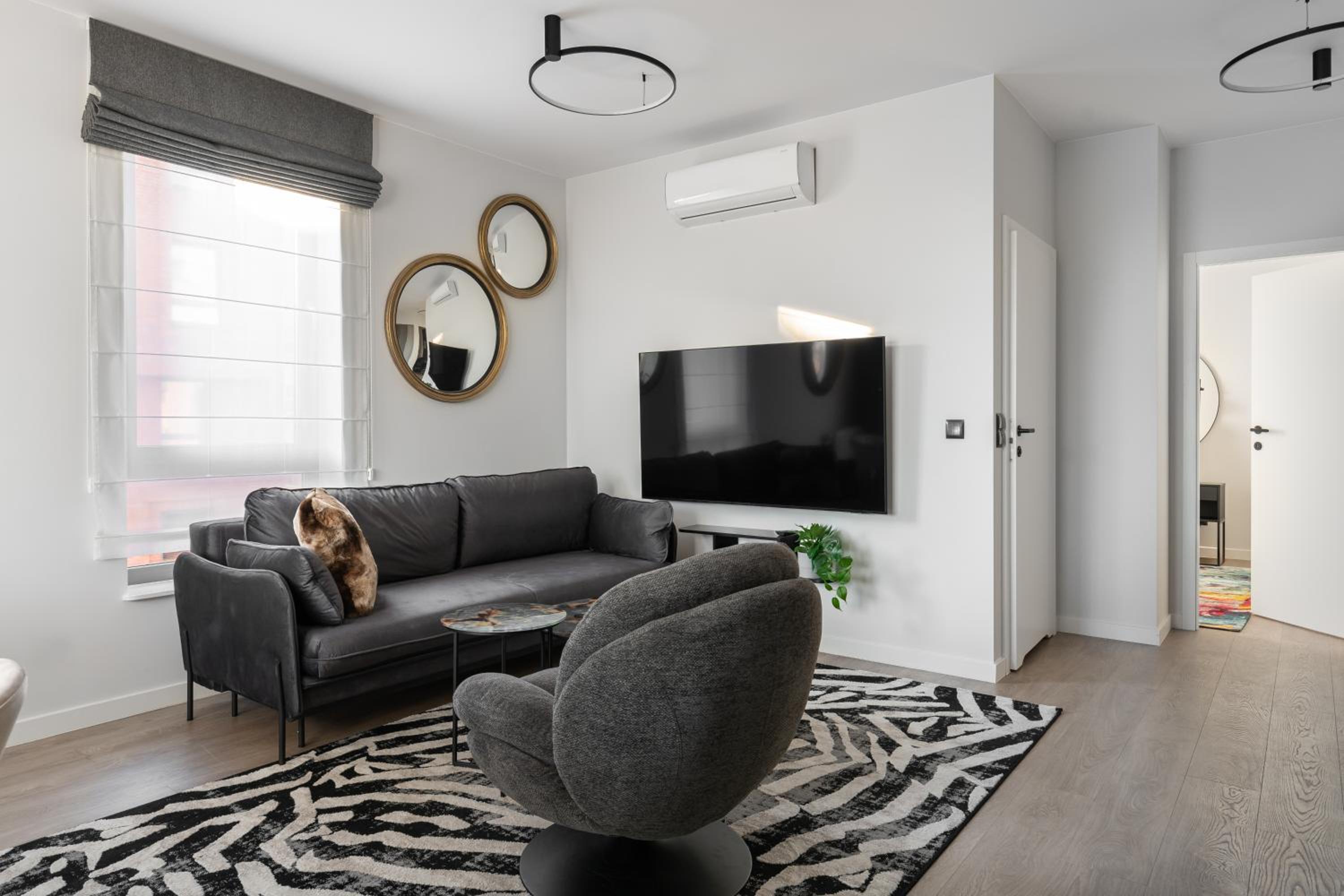 Scala Suites with Parking by Lion Apartments