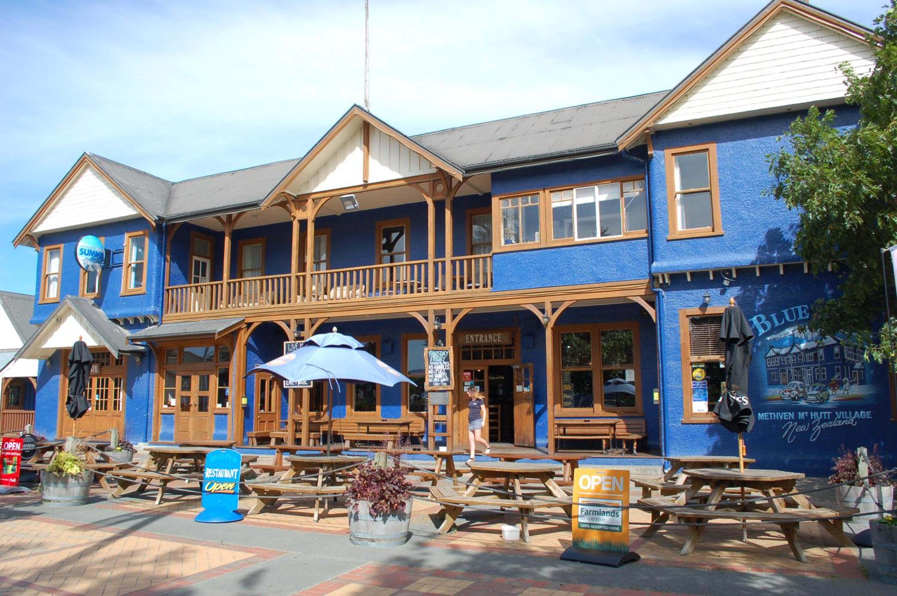 The Blue Pub