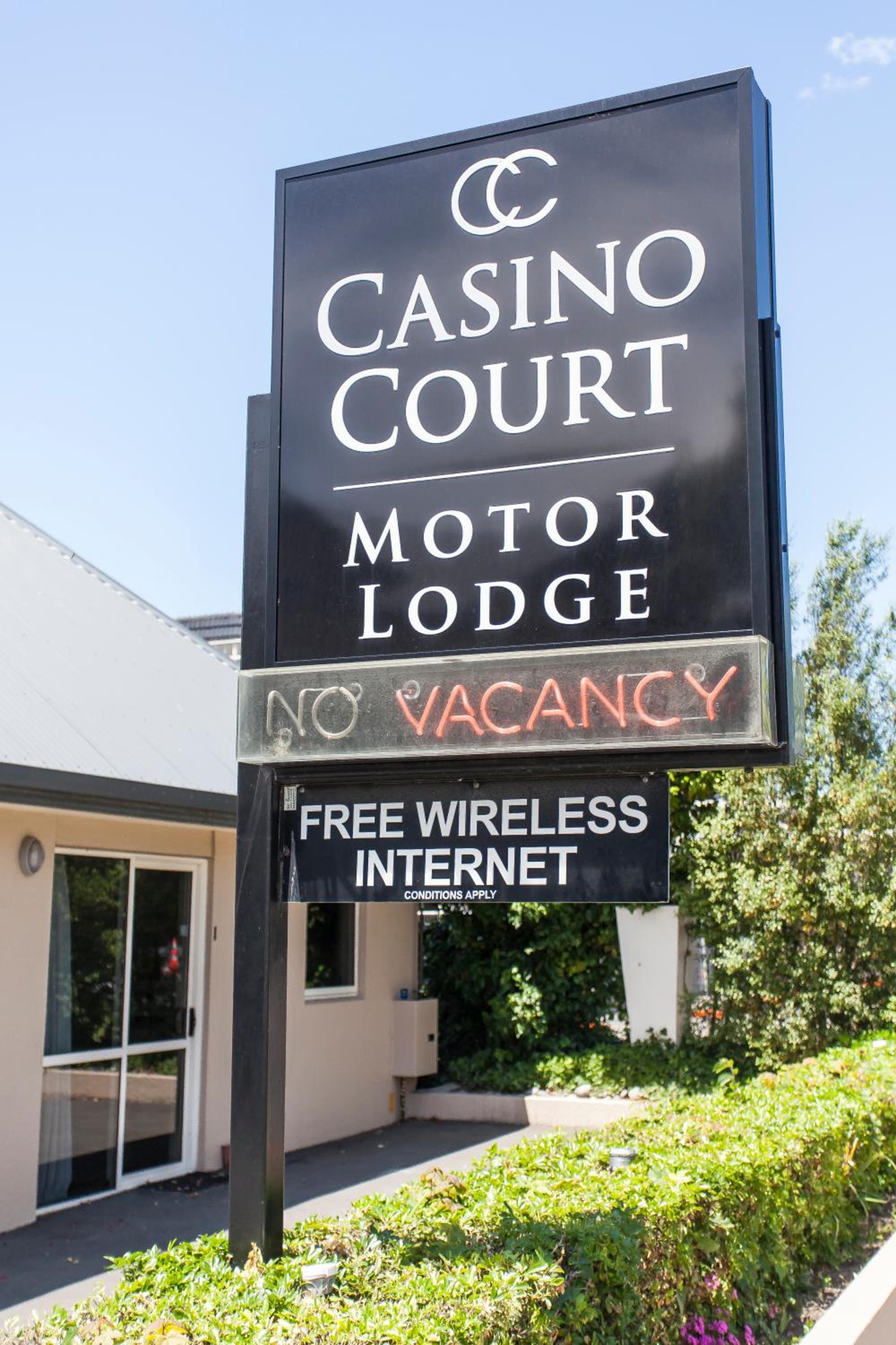 Casino Court Motor Lodge - Image 2