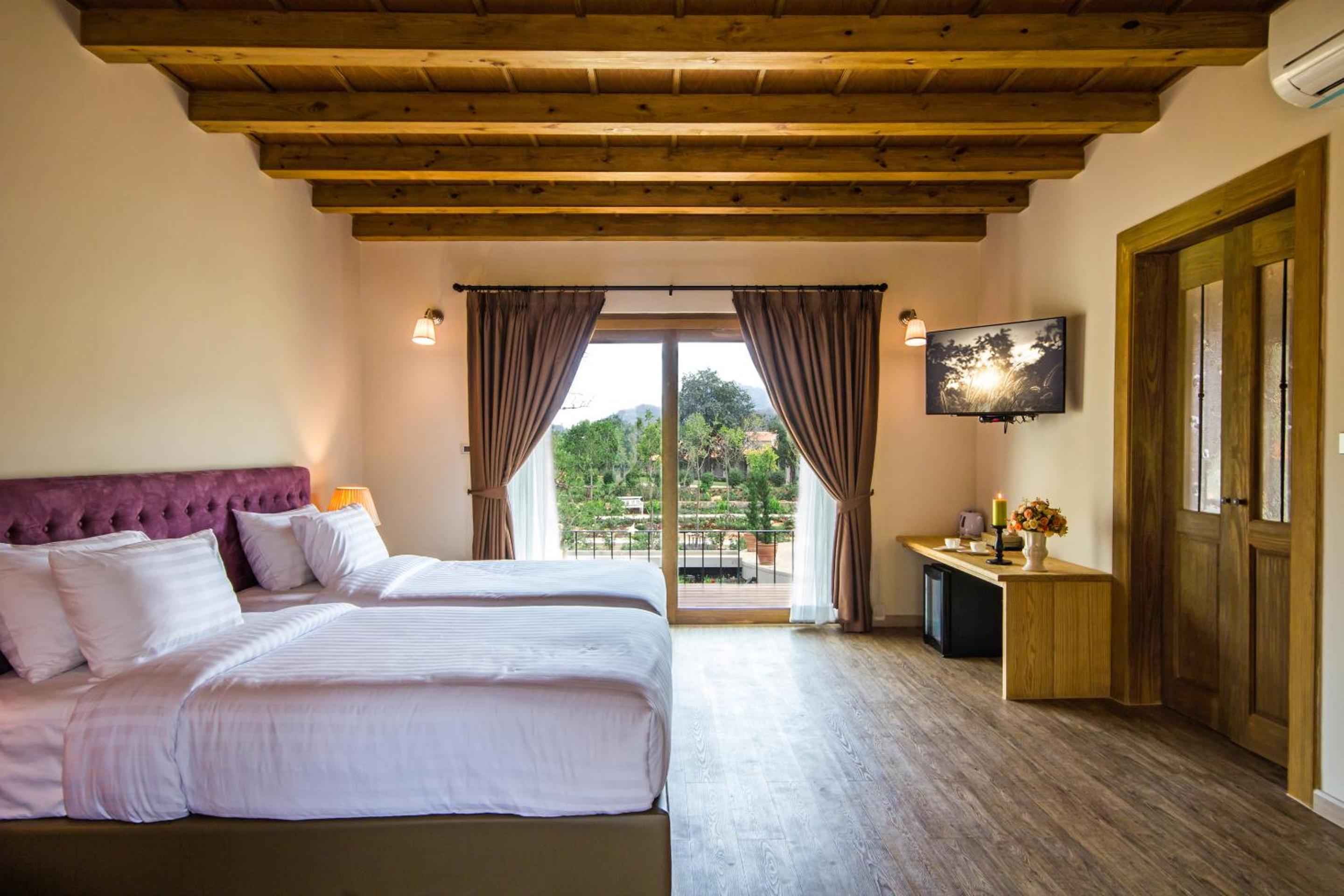Mela Garden Retreat Cottage