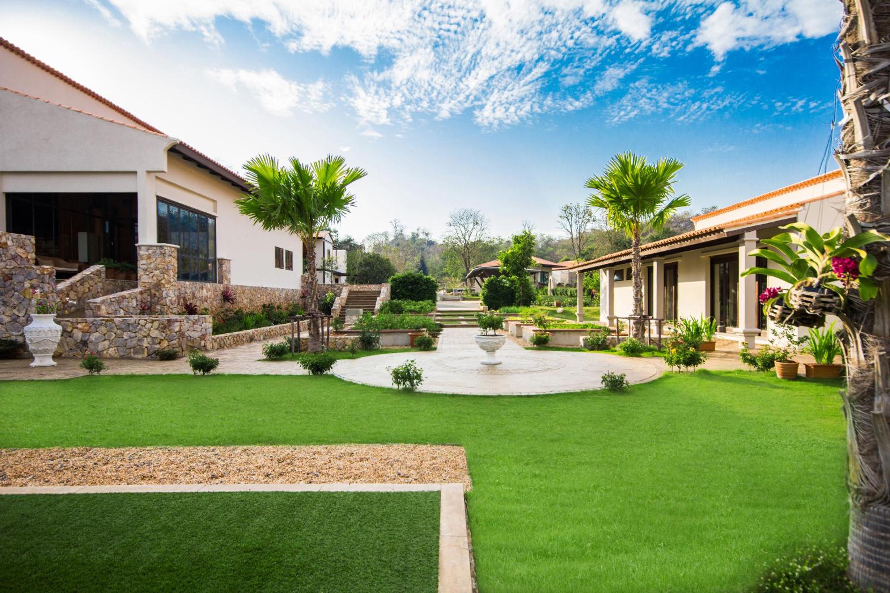 Mela Garden Retreat Cottage