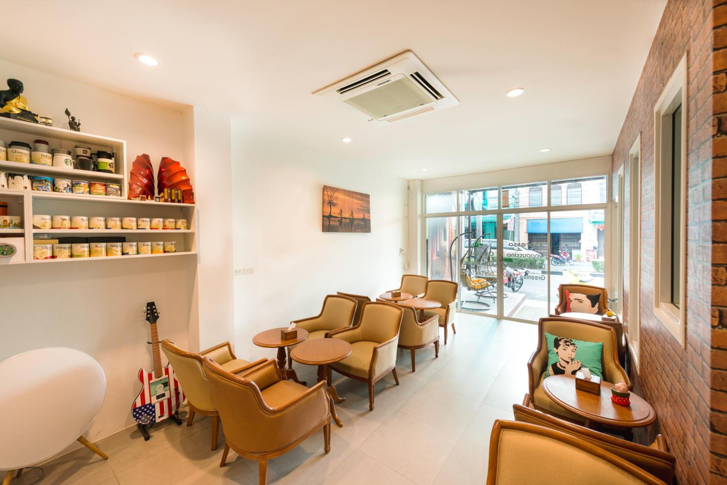 lounge