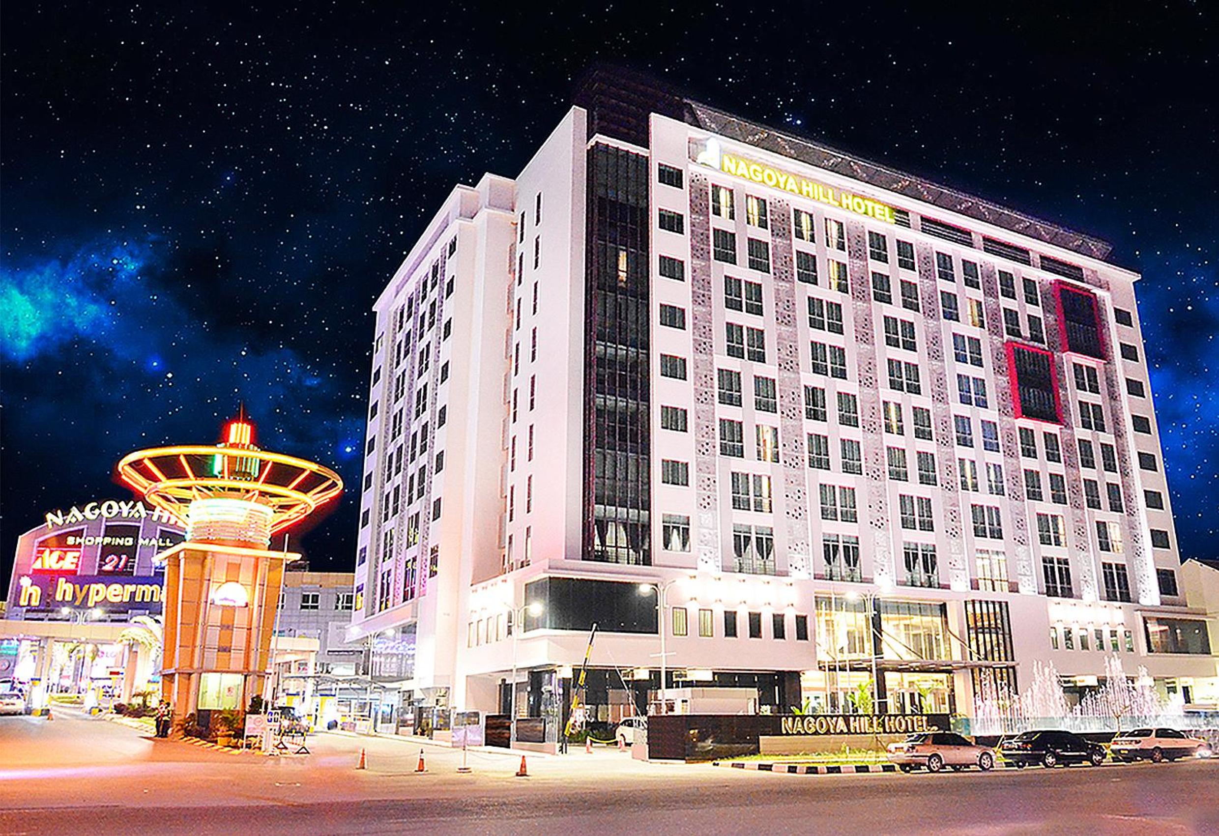 Nagoya Hill Hotel Batam 12