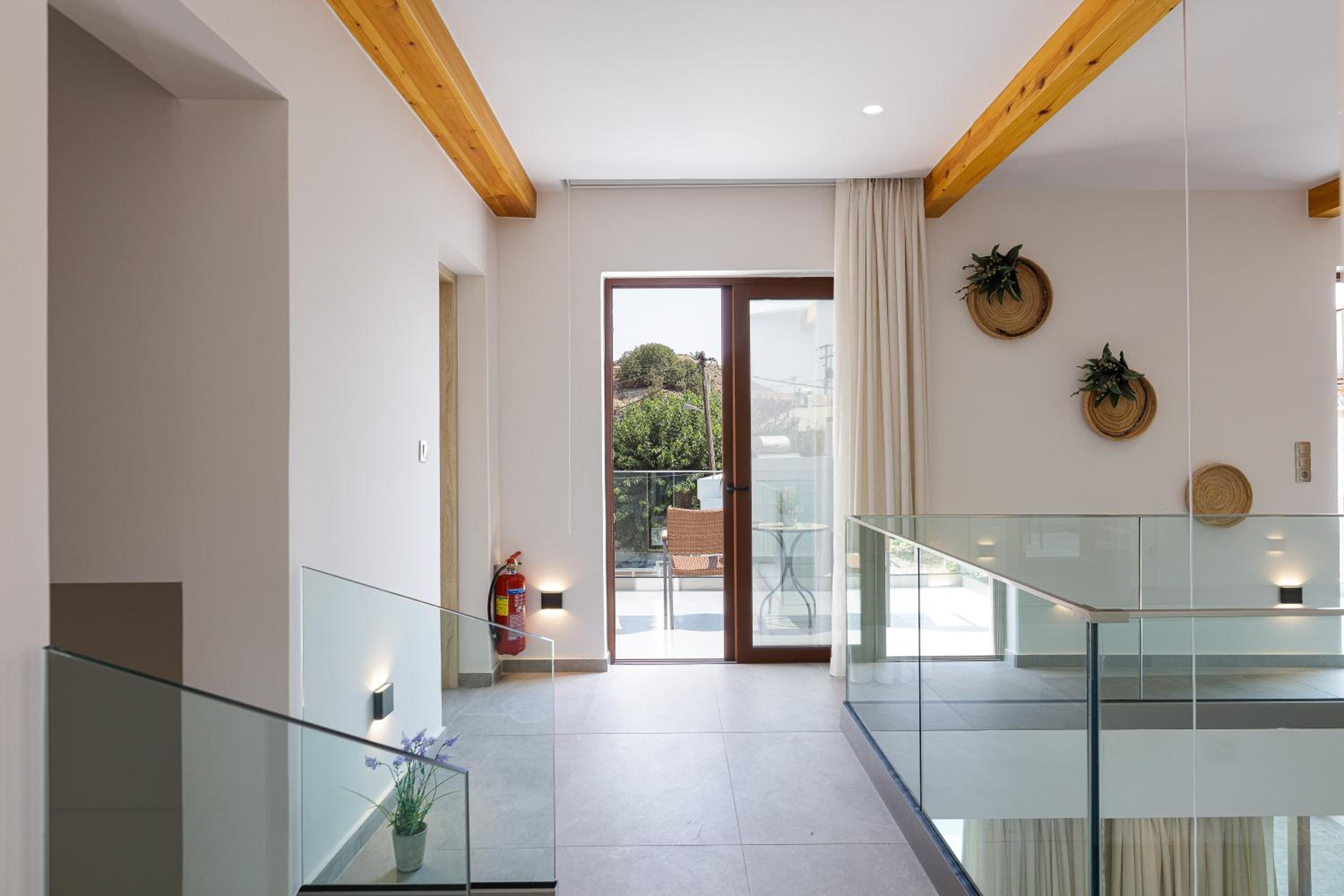 Villa Fotinou Heated Pool & Free Bikes awaits
