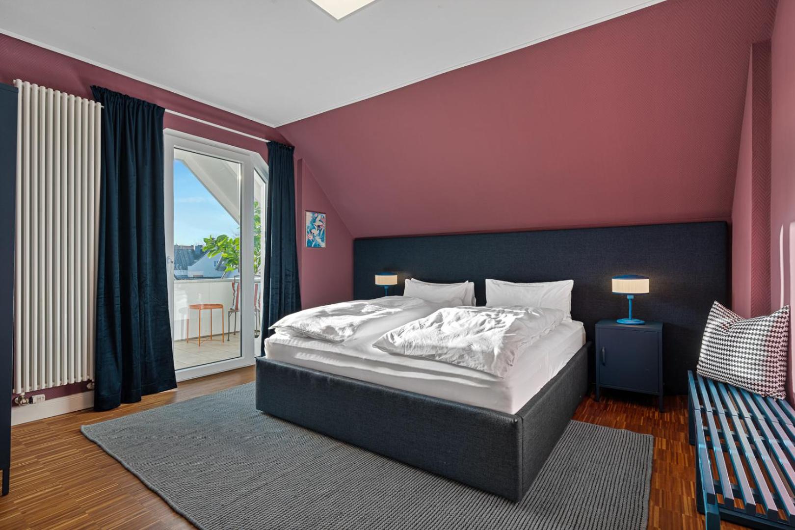 CLS Moderne Villa Bad Schwartau mit Garten für bis zu 6 Personen, 2 E-Ladesäulen, 3 Parkplätze, Loggia, Big GREEN EGG, Massagesessel, Kaffeevollautomat, gr