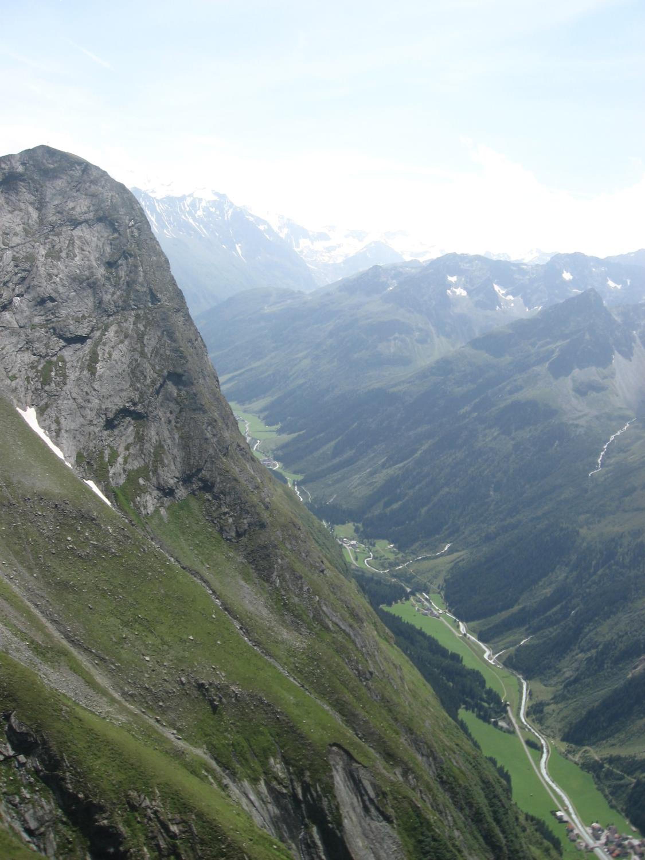 Ferienhaus Alpen Lodge und die Gams