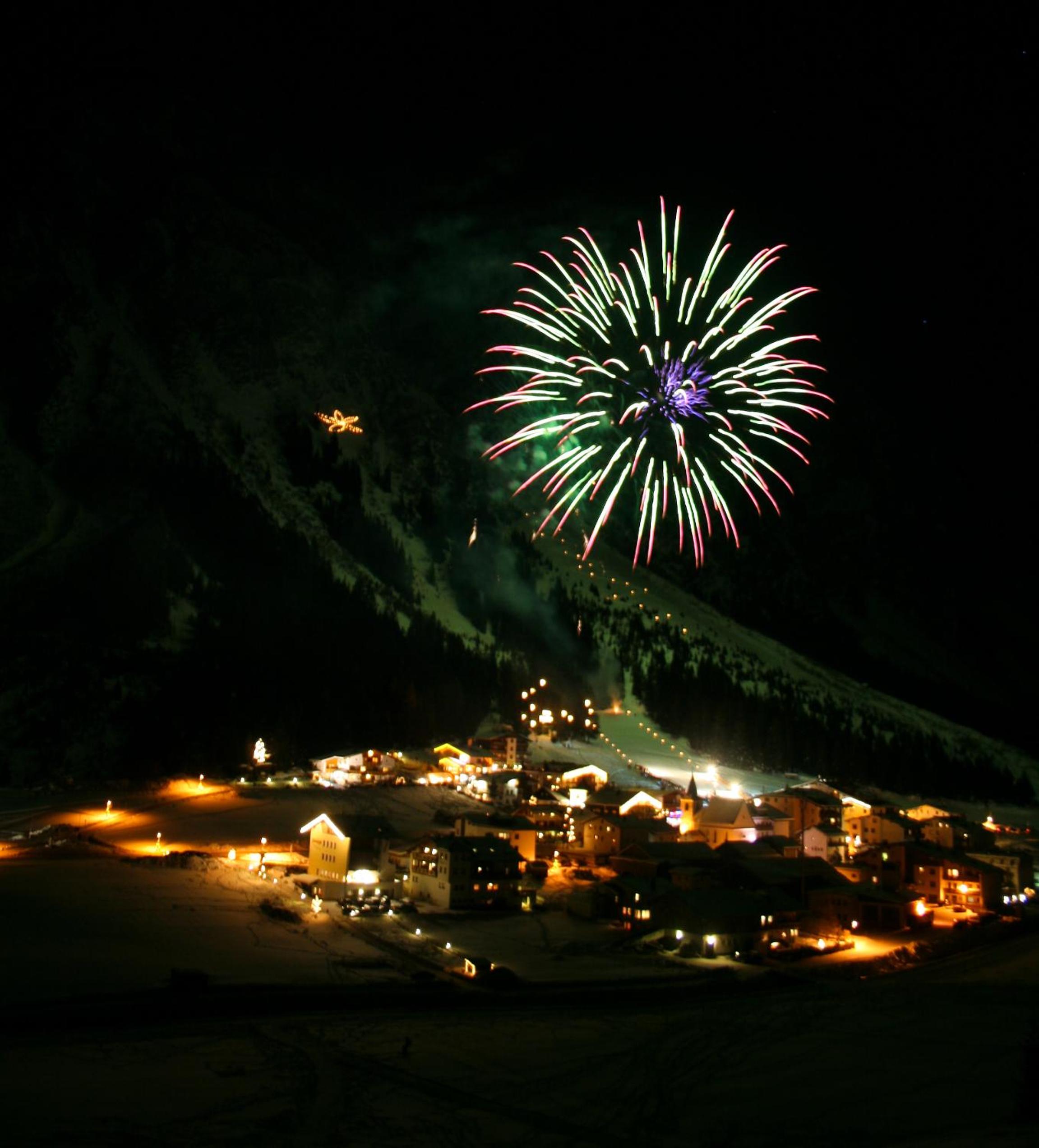Ferienhaus Alpen Lodge und die Gams