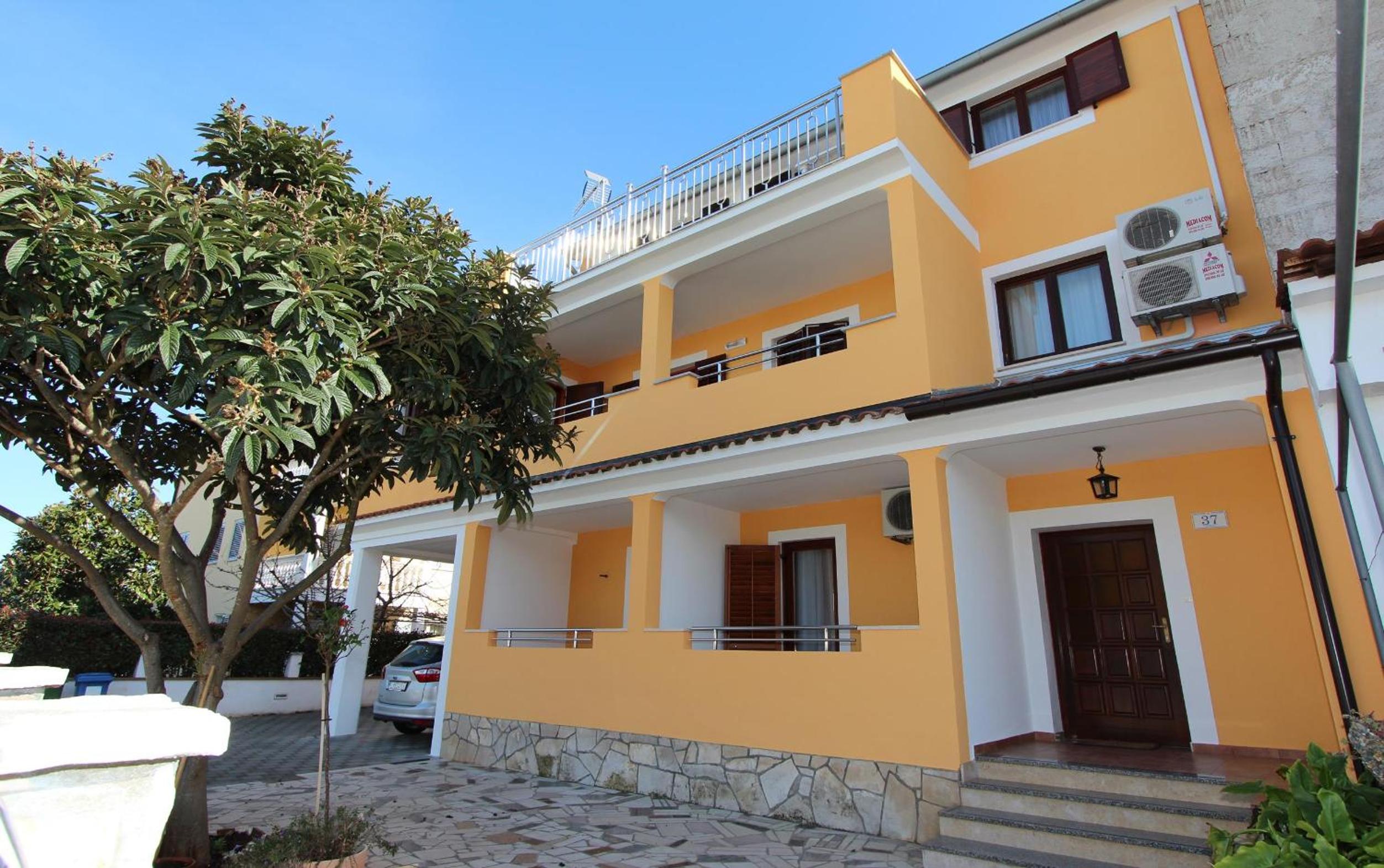 Rooms and Apartment Matosevic