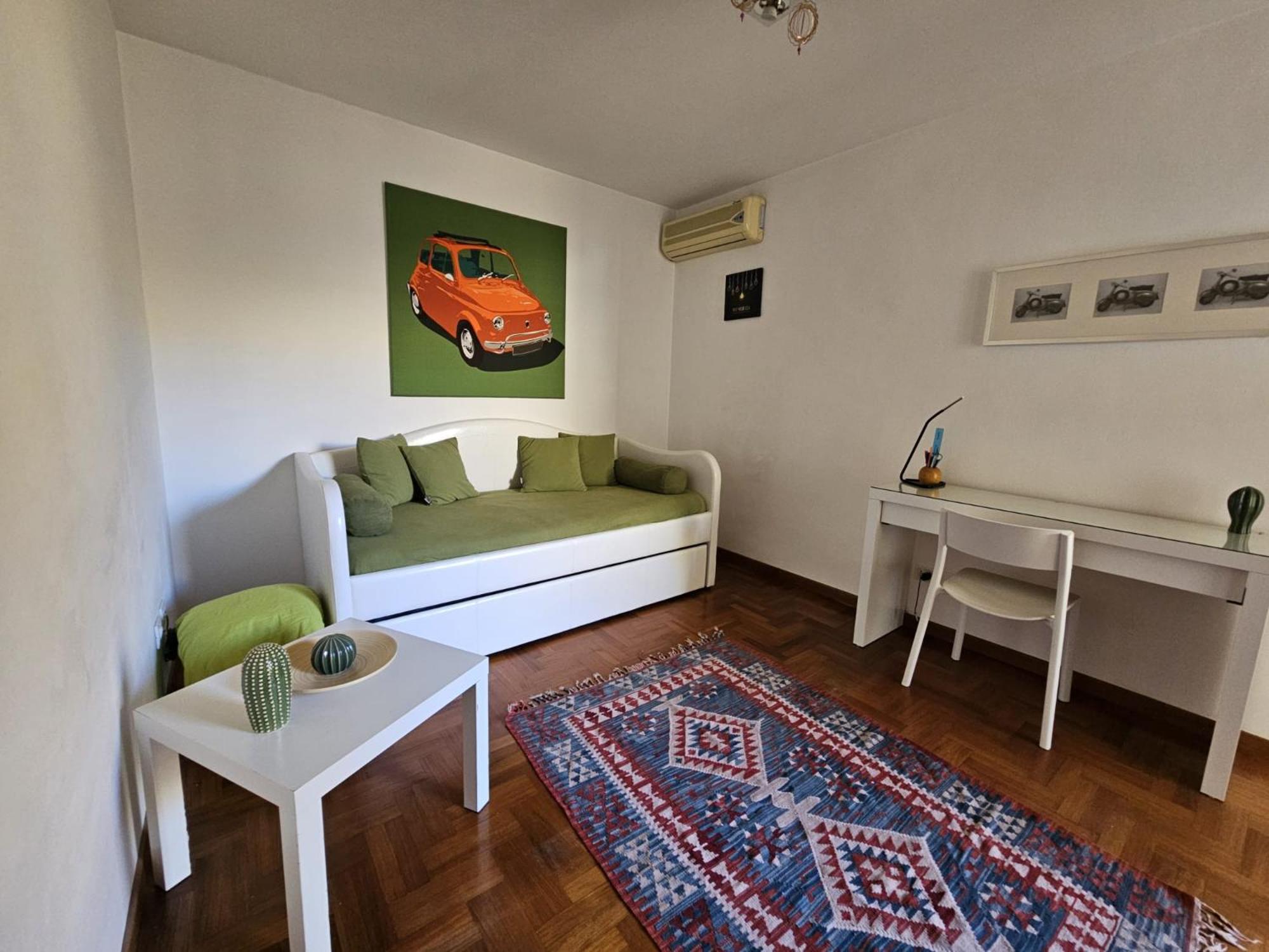 Be Your Home - Spritz Apartment