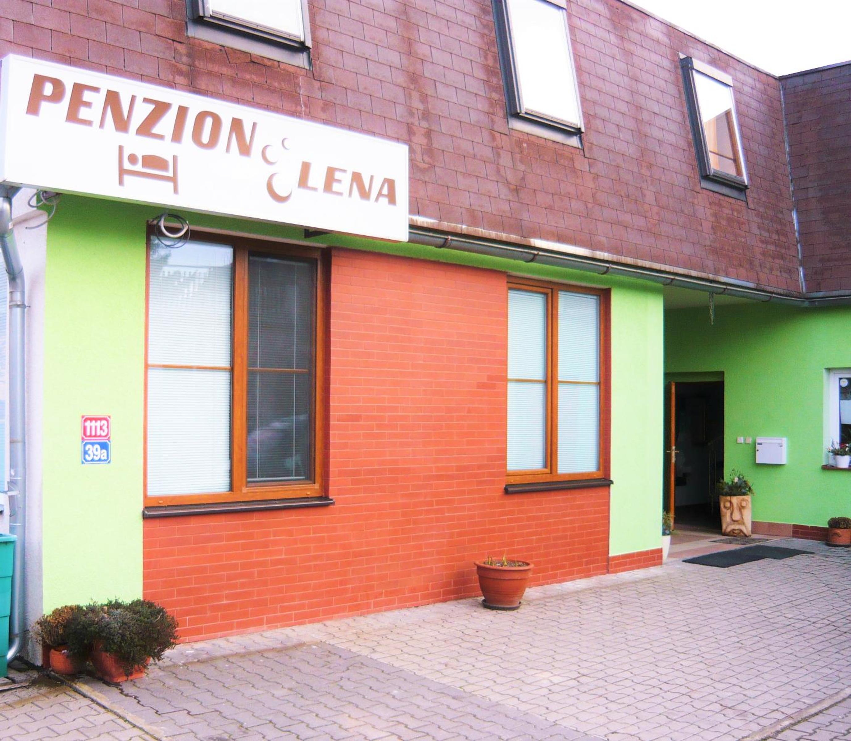 Apartments - Penzion Lena
