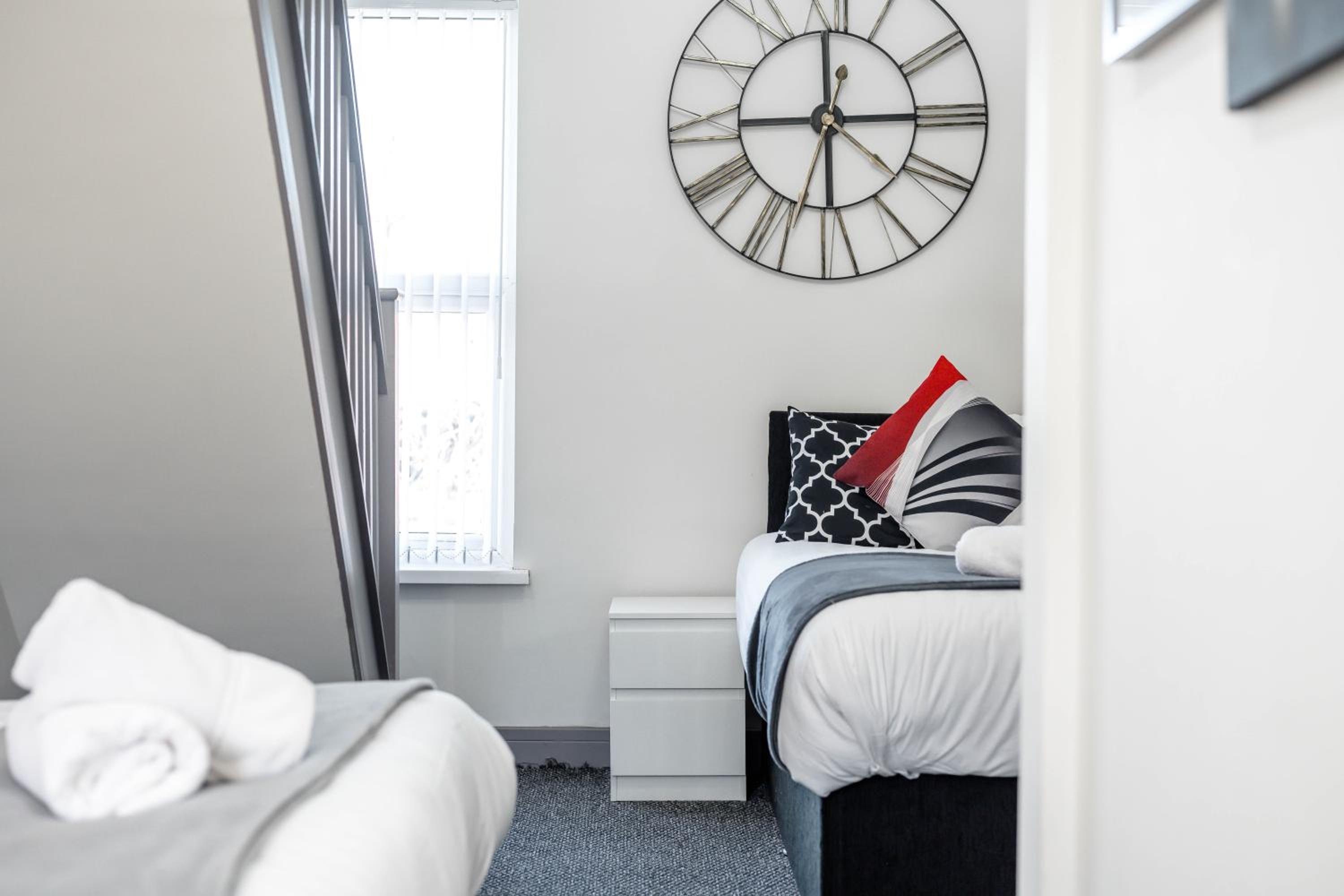 Burnand House - Air Host & Stay - Sleeps 9