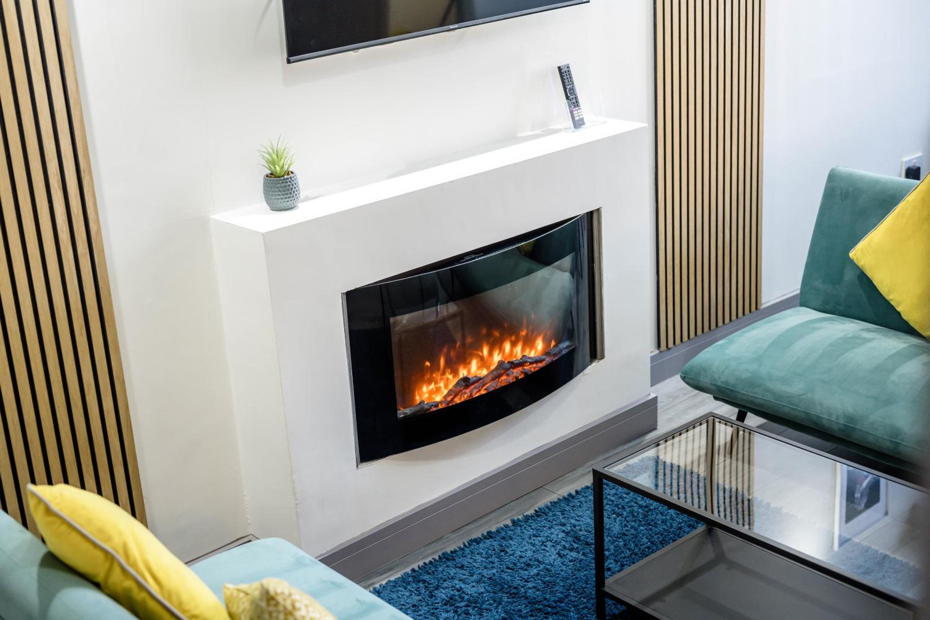 Burnand House - Air Host & Stay - Sleeps 9