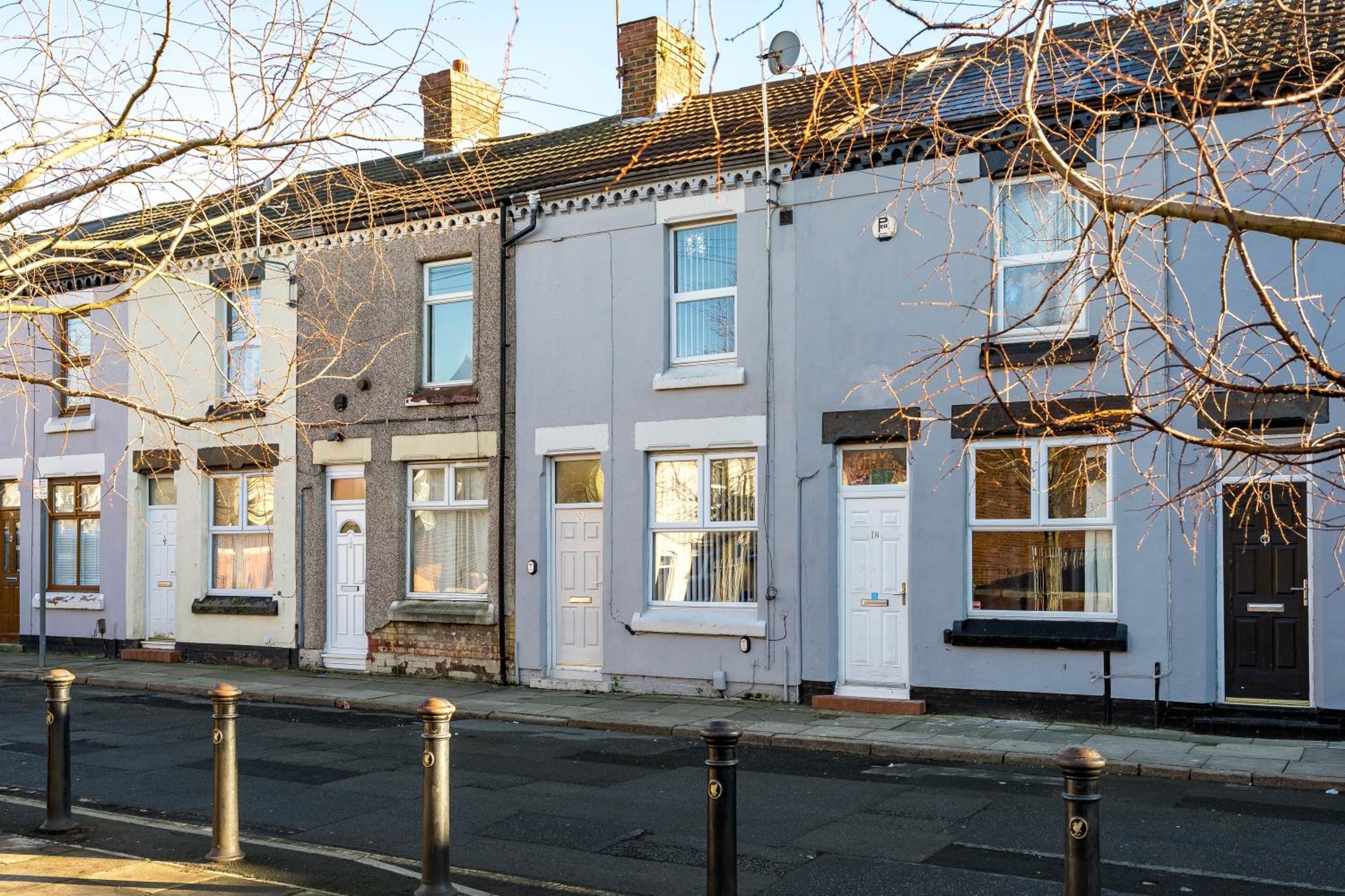 Burnand House - Air Host & Stay - Sleeps 9