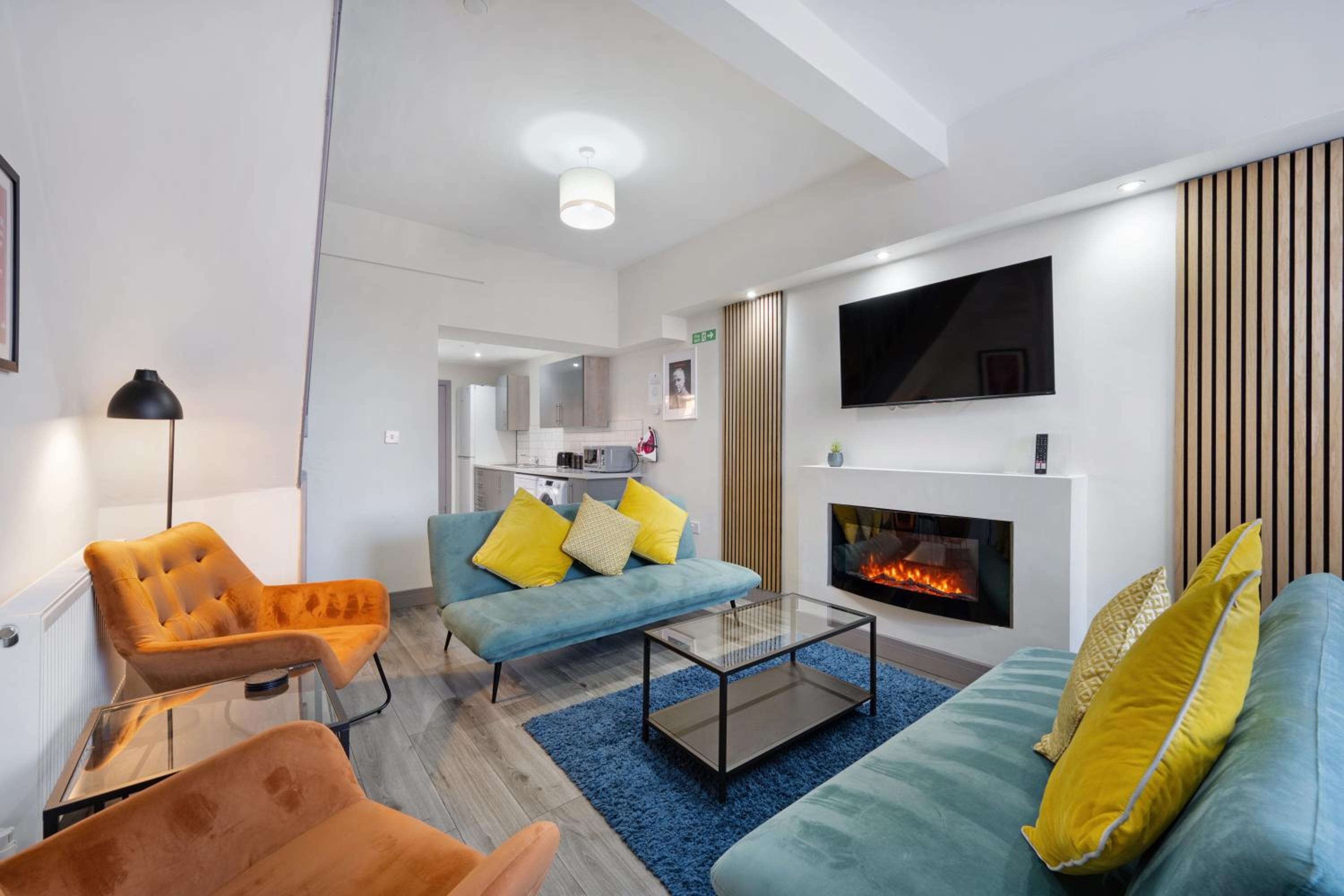 Burnand House - Air Host & Stay - Sleeps 9