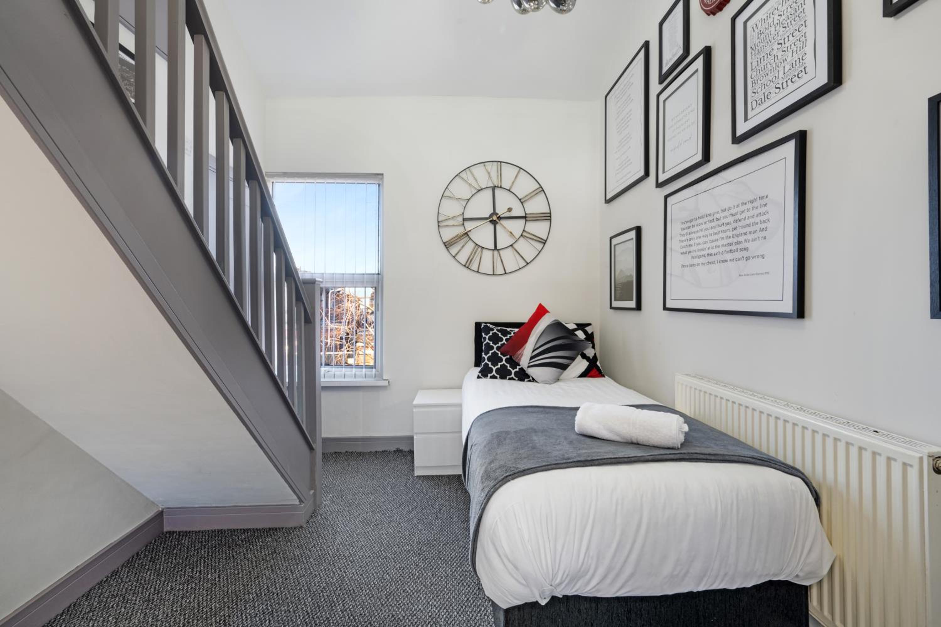 Burnand House - Air Host & Stay - Sleeps 9