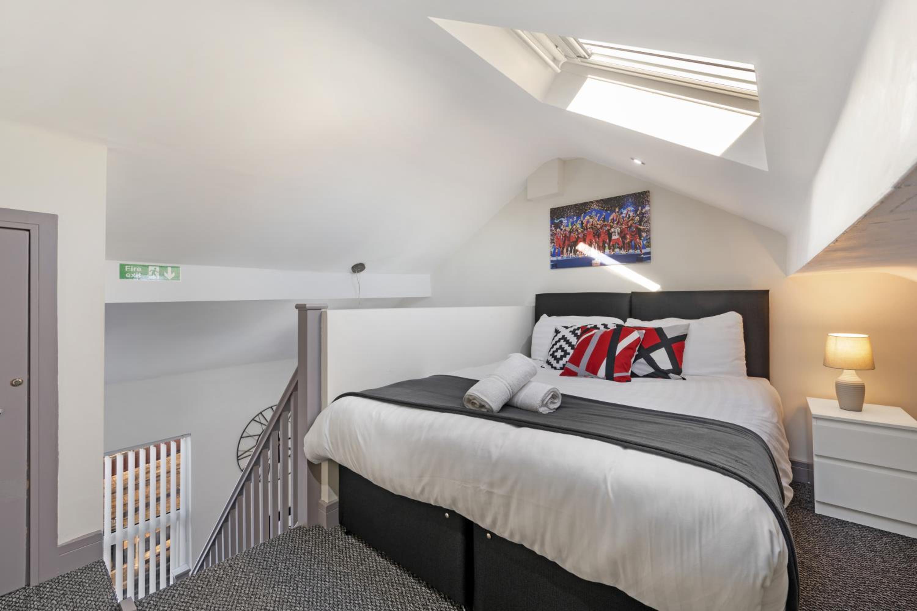 Burnand House - Air Host & Stay - Sleeps 9