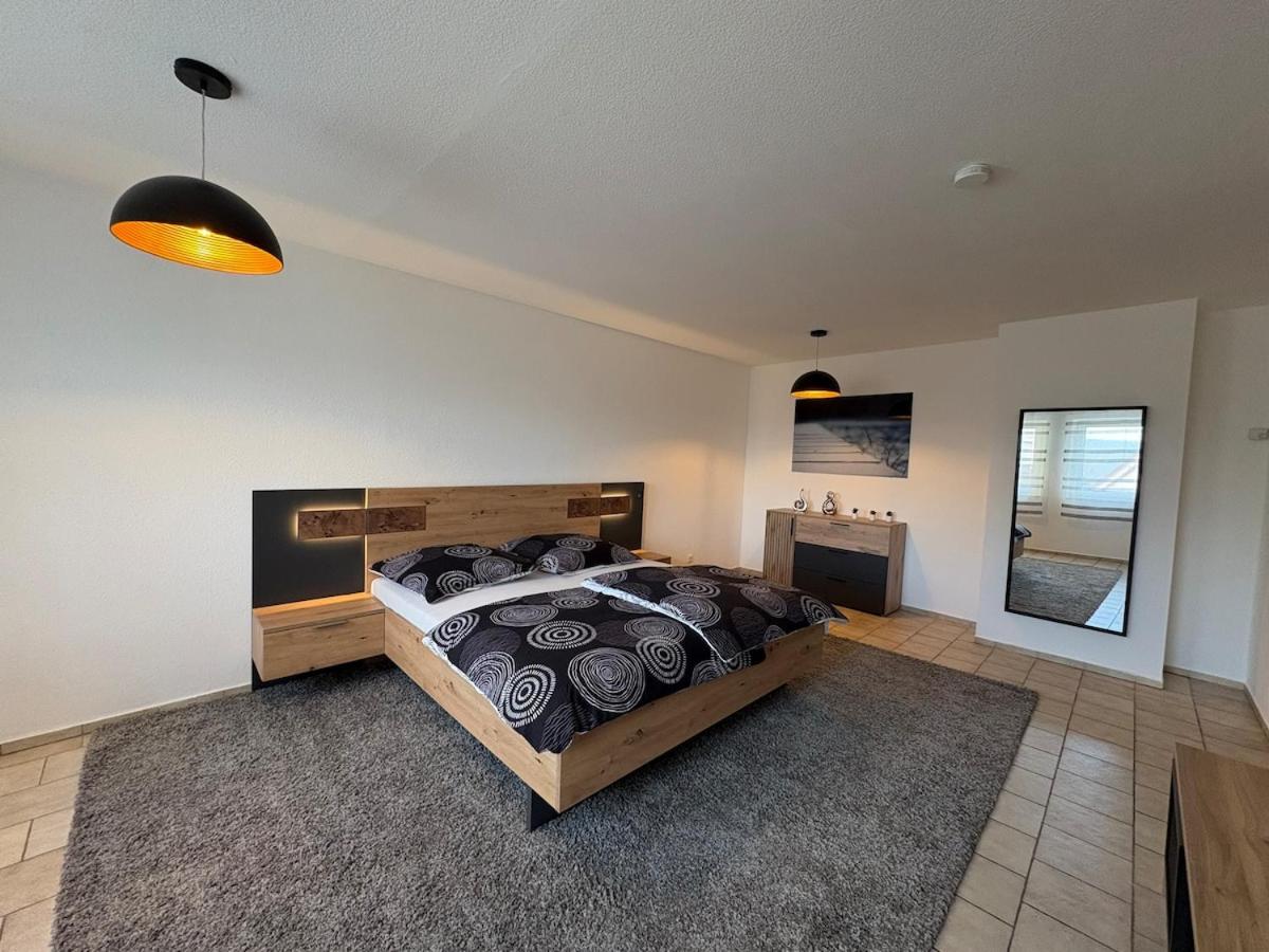 Modernes Serviced Apartment - FeWo Franken Idyll