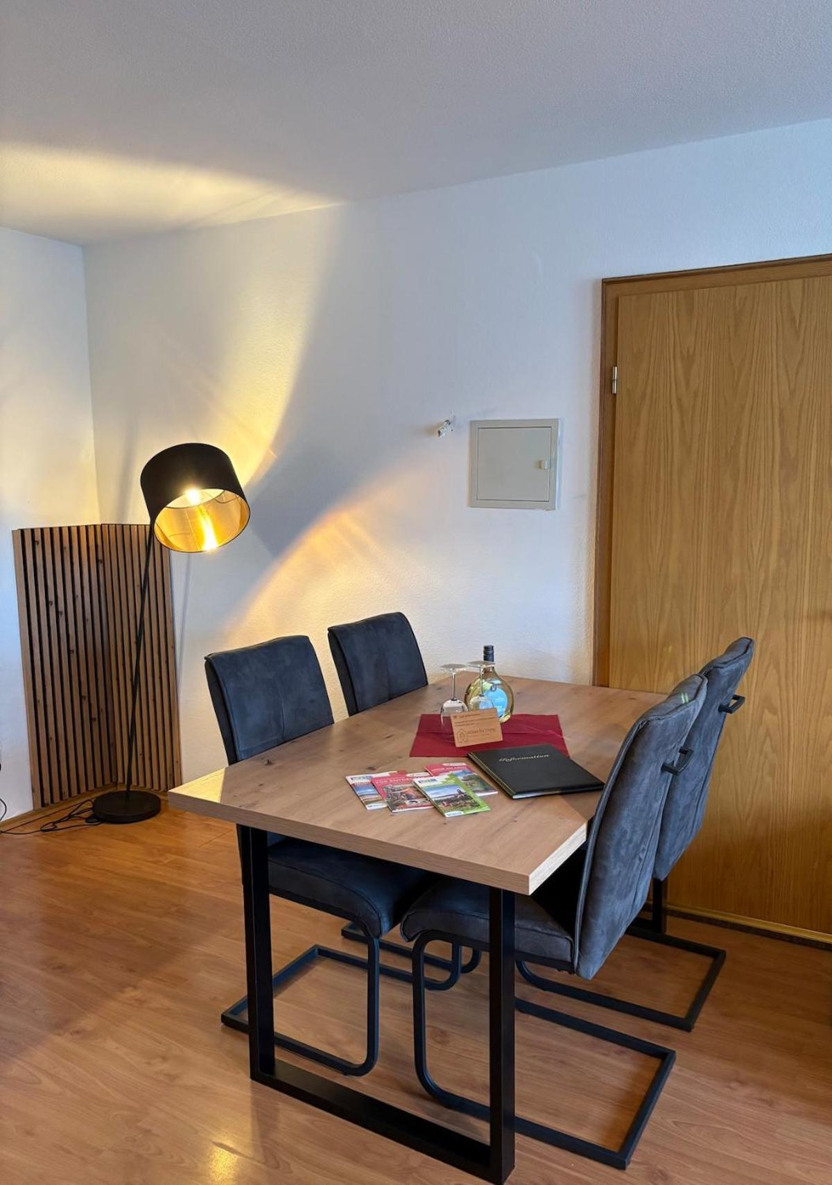 Modernes Serviced Apartment - FeWo Franken Idyll