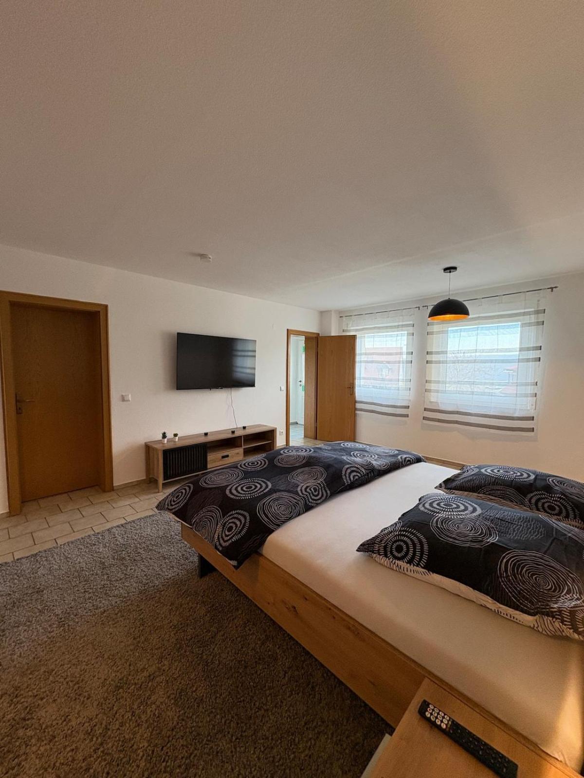 Modernes Serviced Apartment - FeWo Franken Idyll